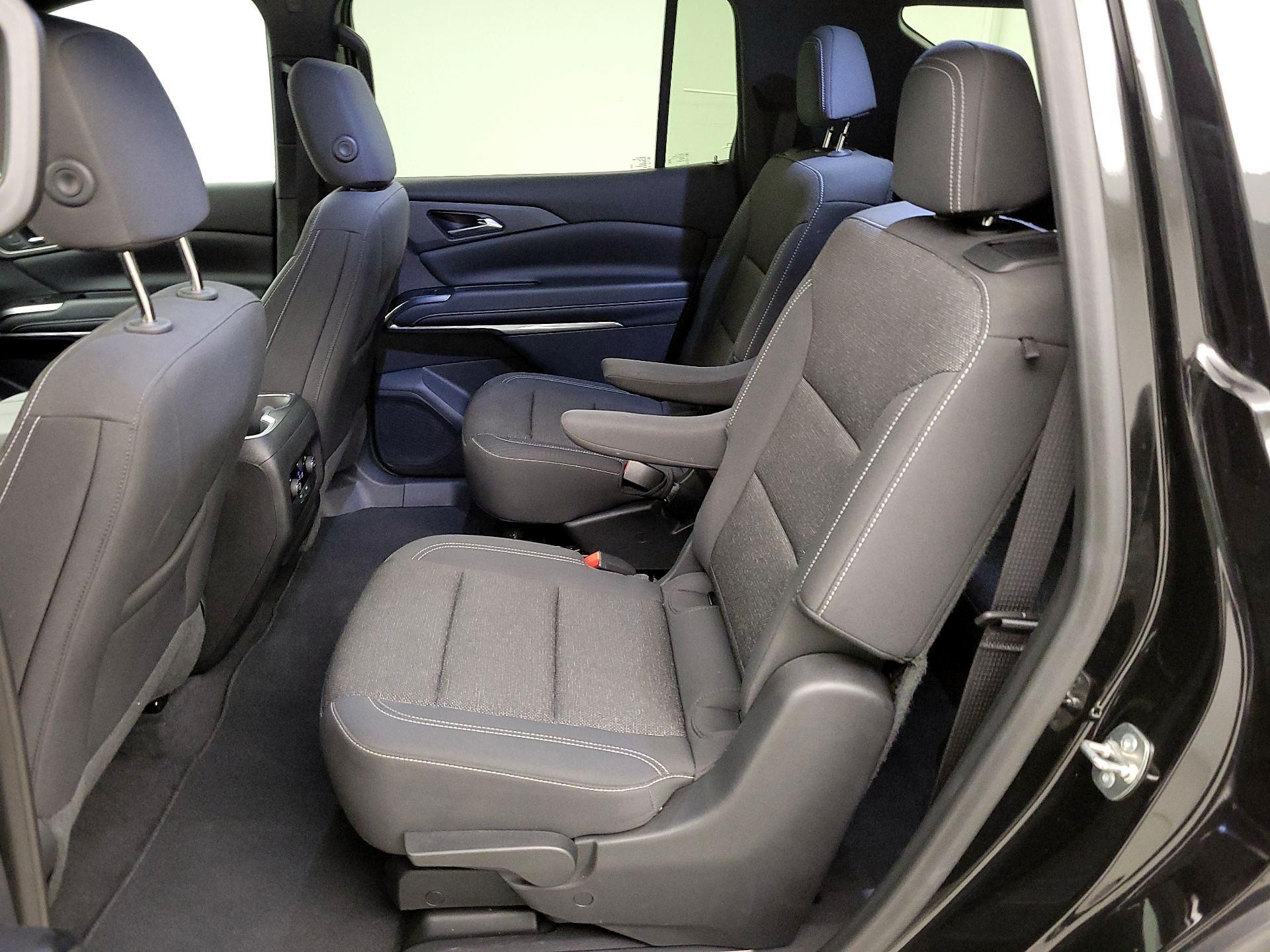 Thumbnail: 2024 Chevrolet Traverse - 18