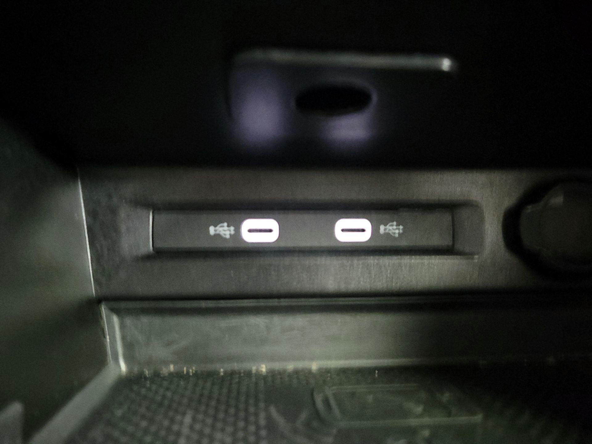 Thumbnail: 2024 Volkswagen Tiguan - 18