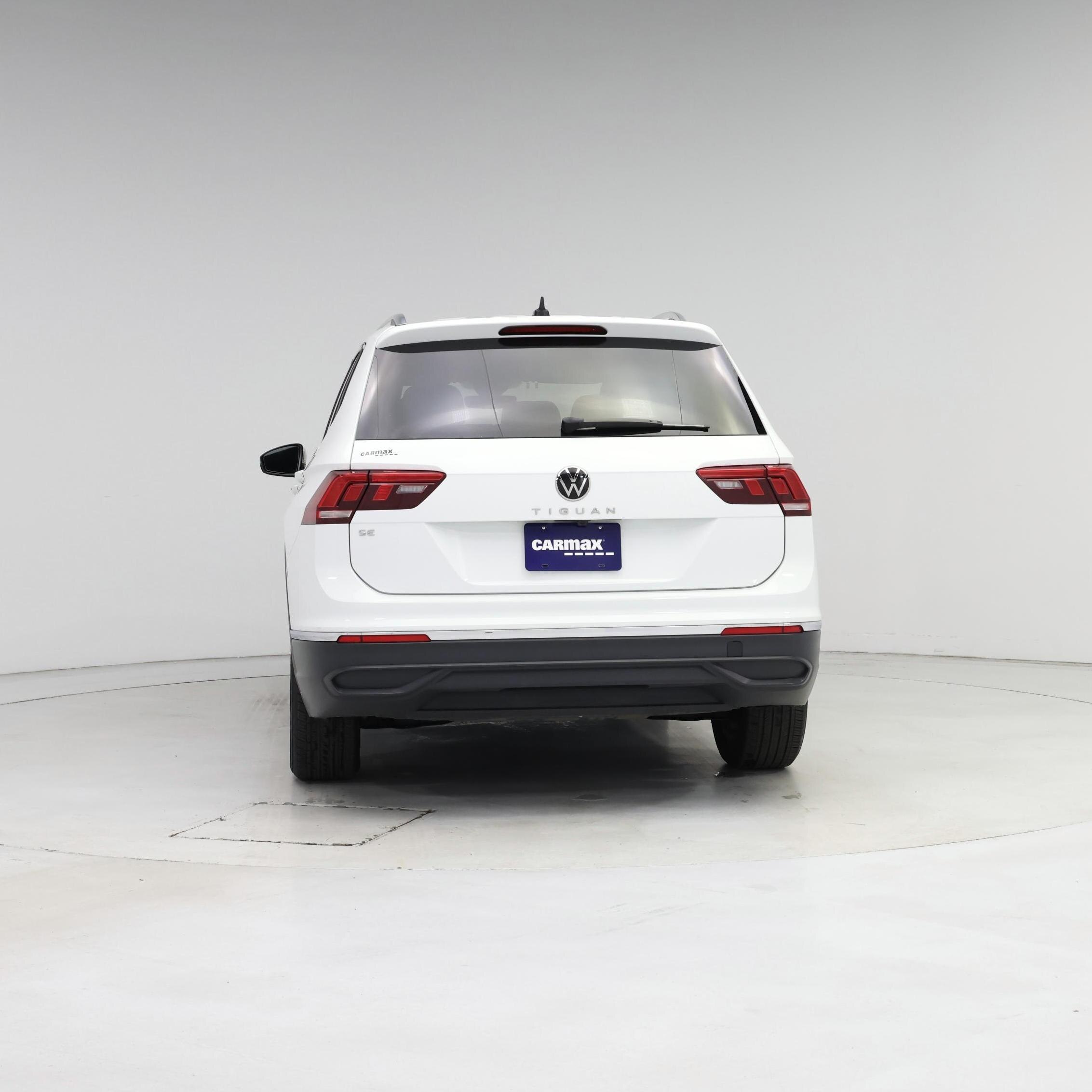 Thumbnail: 2024 Volkswagen Tiguan - 6