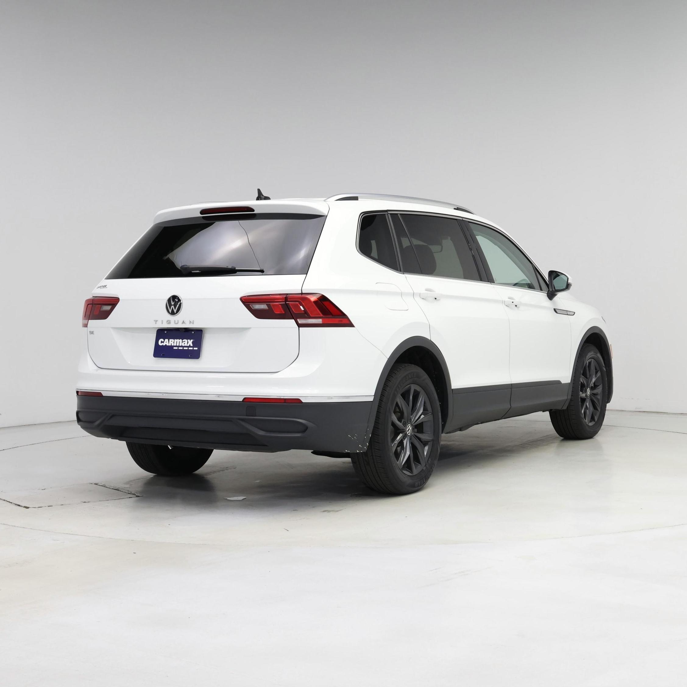 Thumbnail: 2024 Volkswagen Tiguan - 8