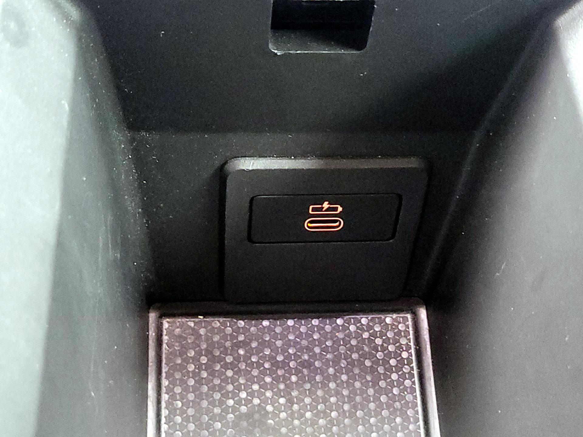 Thumbnail: 2024 BMW 2 Series - 19