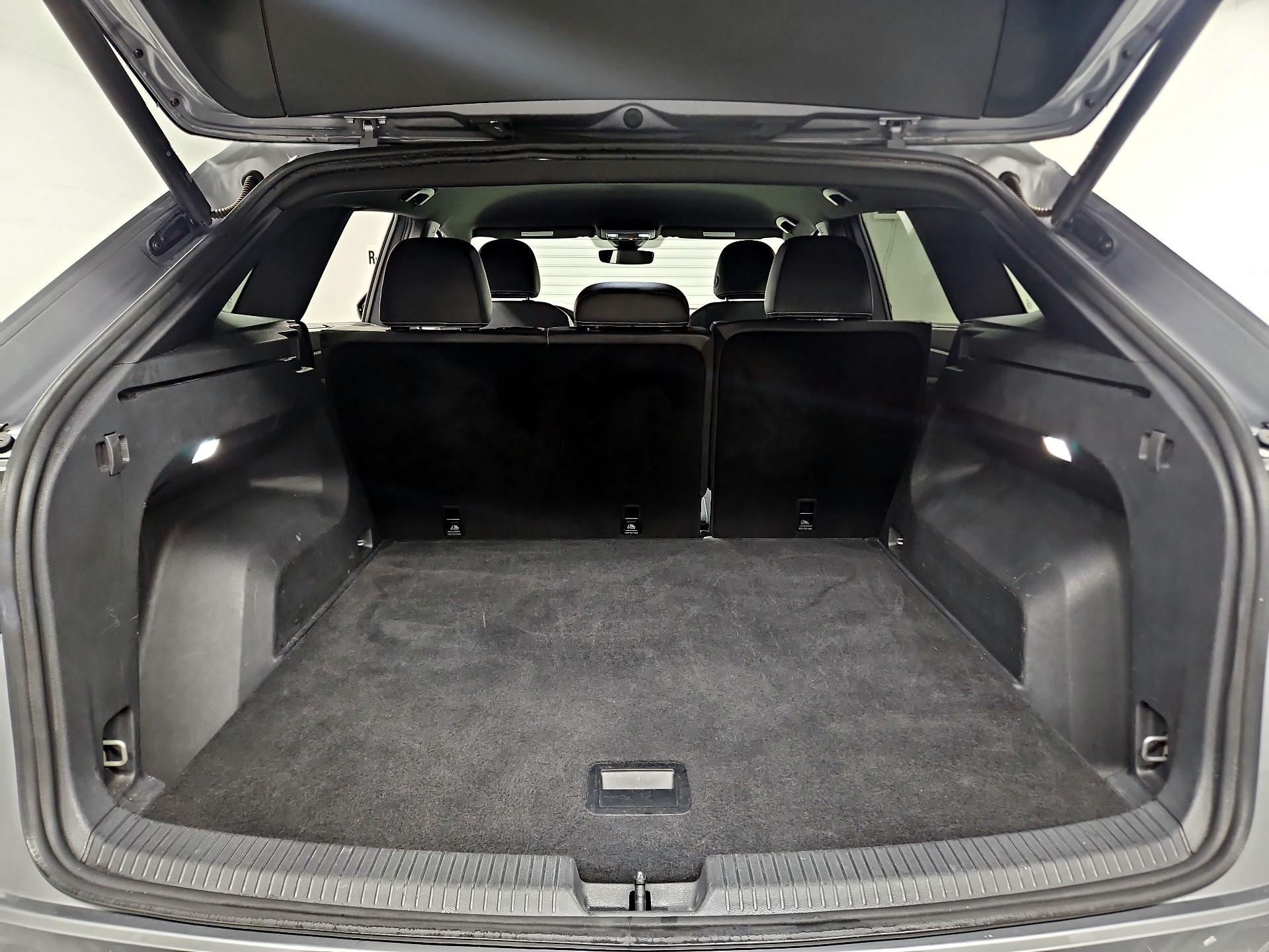 Thumbnail: 2024 Volkswagen Atlas - 20