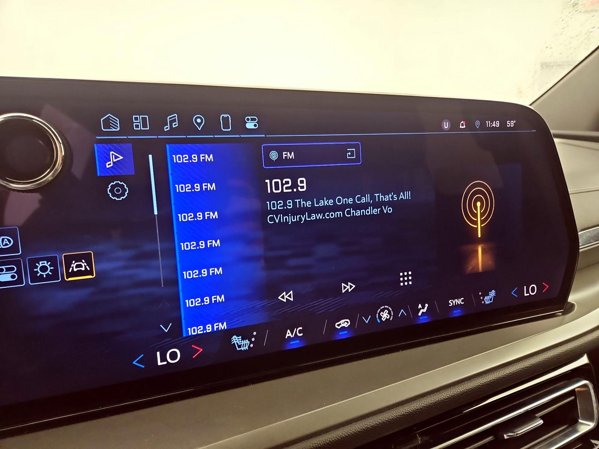 Thumbnail: 2024 Chevrolet Traverse - 16