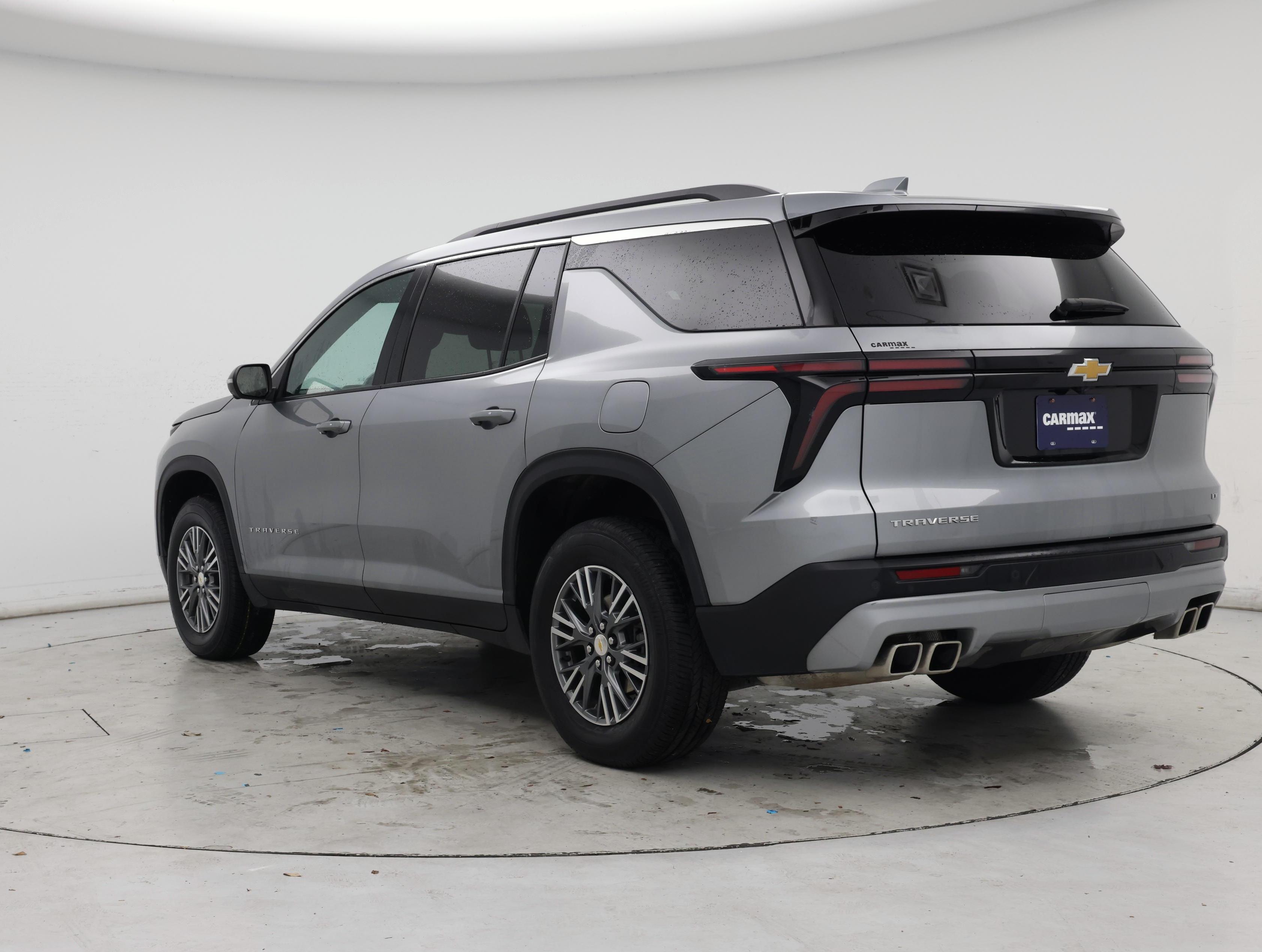 Thumbnail: 2024 Chevrolet Traverse - 2