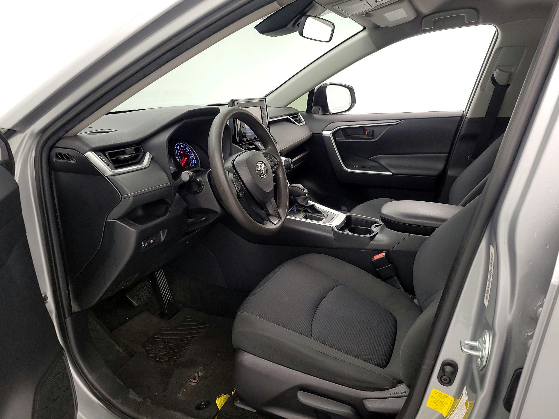 Thumbnail: 2019 Toyota RAV4 - 11