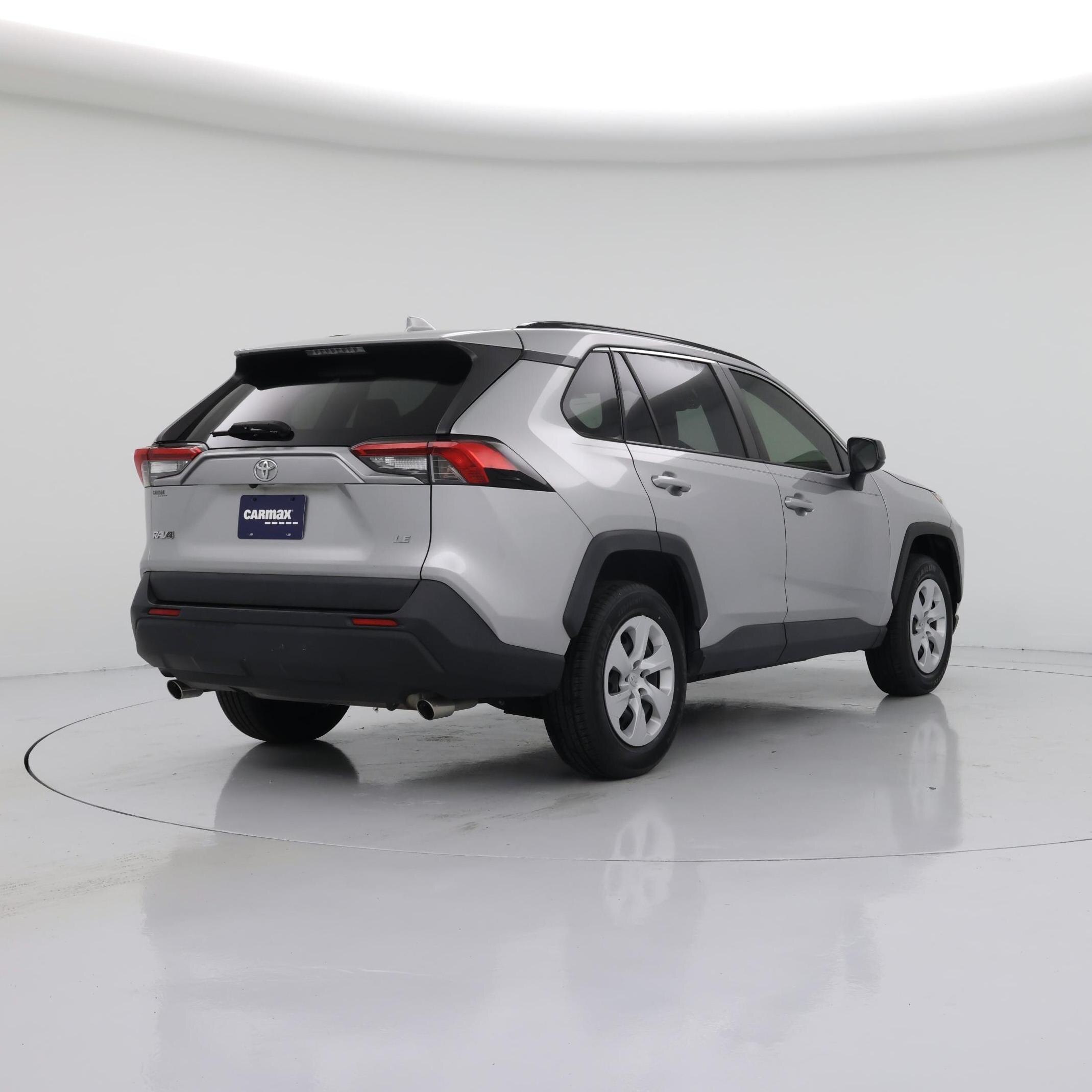 Thumbnail: 2019 Toyota RAV4 - 8