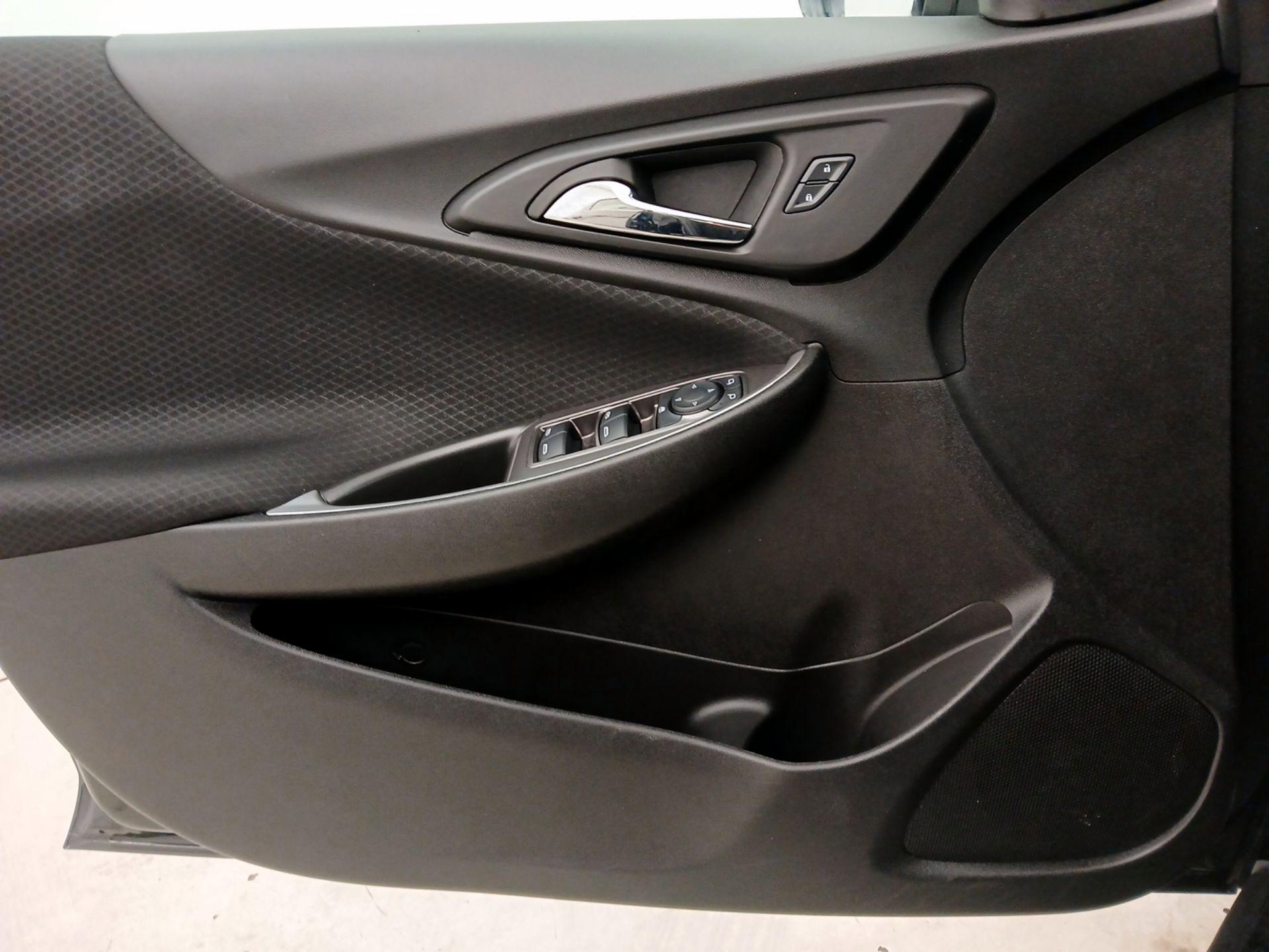 Thumbnail: 2024 Chevrolet Malibu - 12