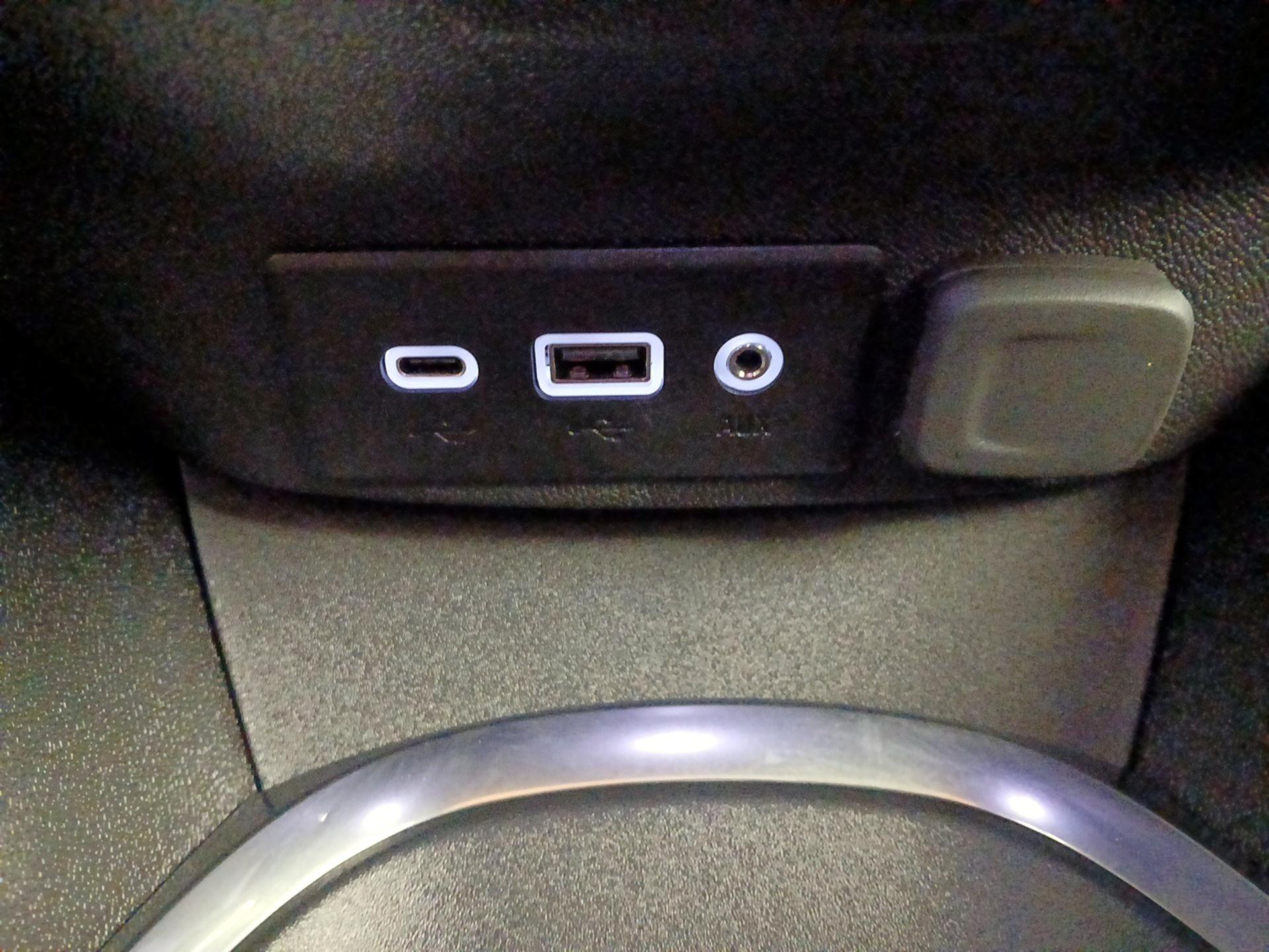 Thumbnail: 2024 Chevrolet Malibu - 18