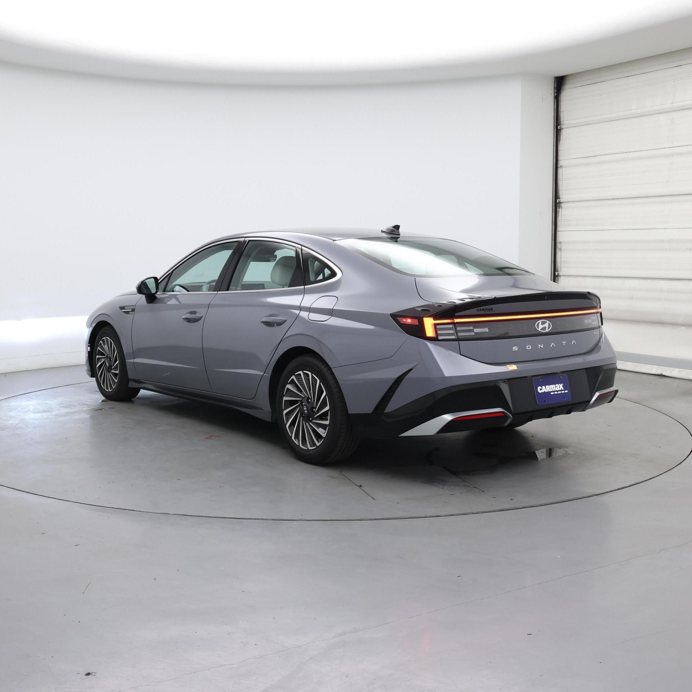 Thumbnail: 2024 Hyundai Sonata - 2