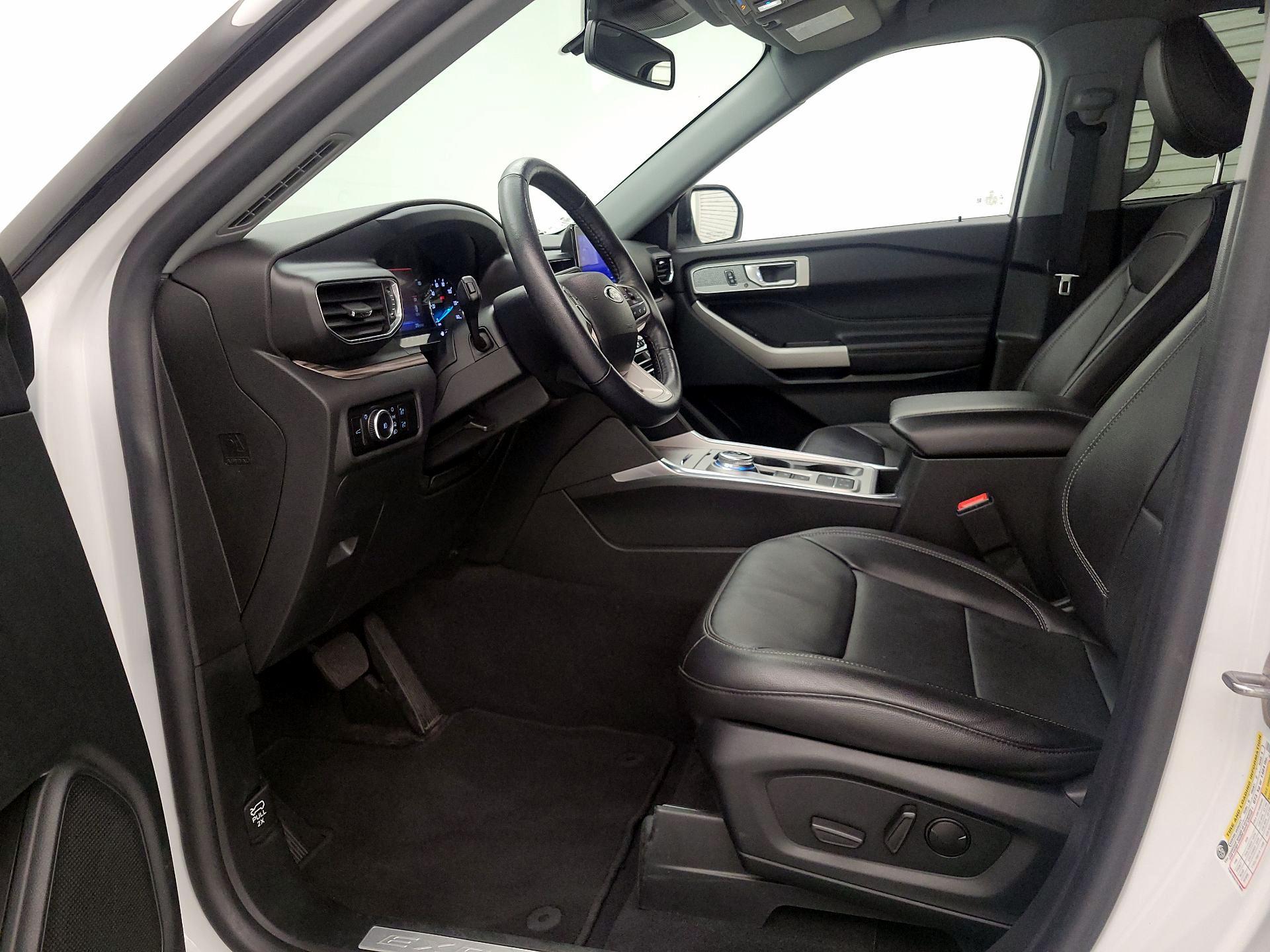 Thumbnail: 2023 Ford Explorer - 11