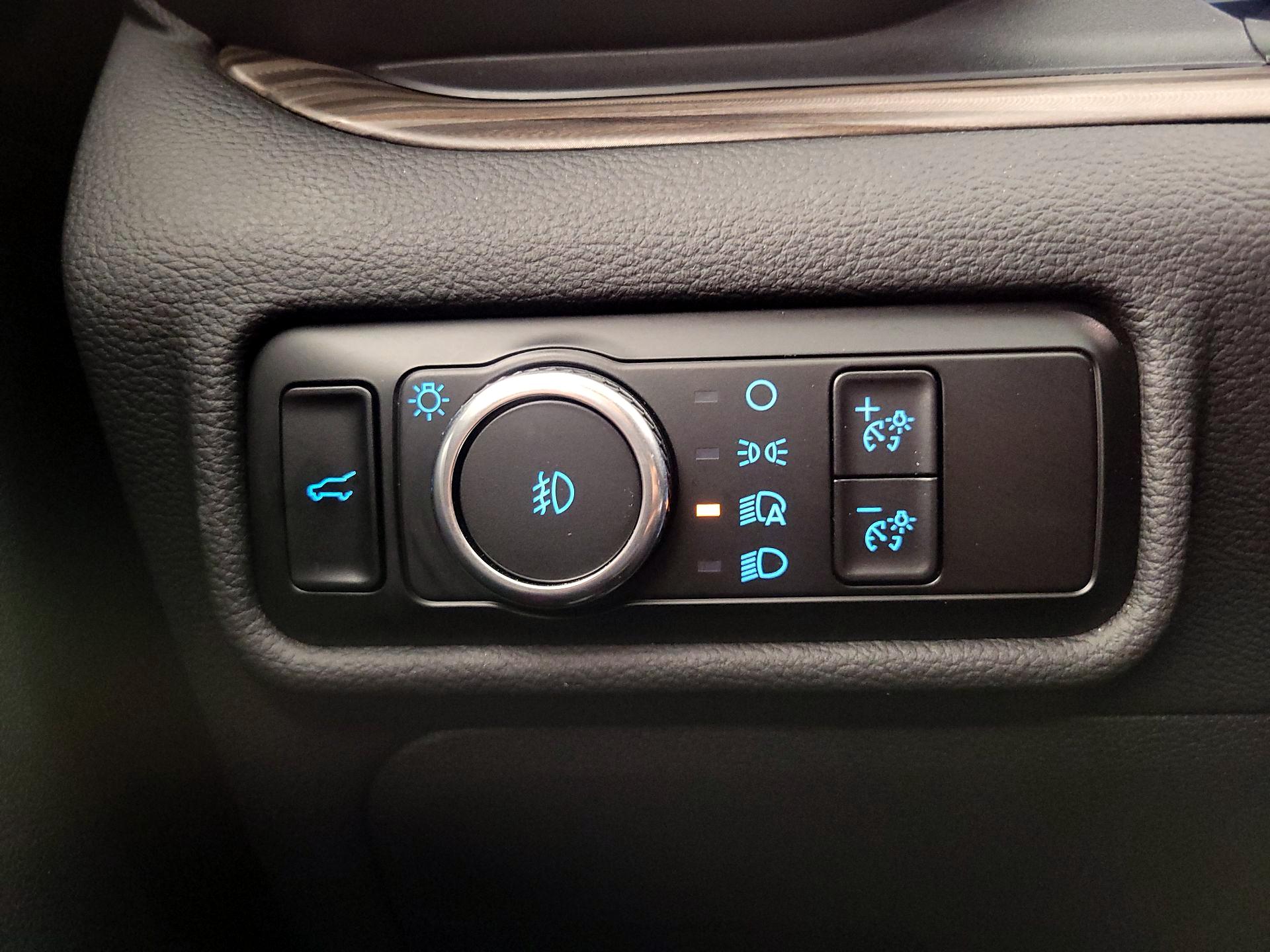 Thumbnail: 2023 Ford Explorer - 13