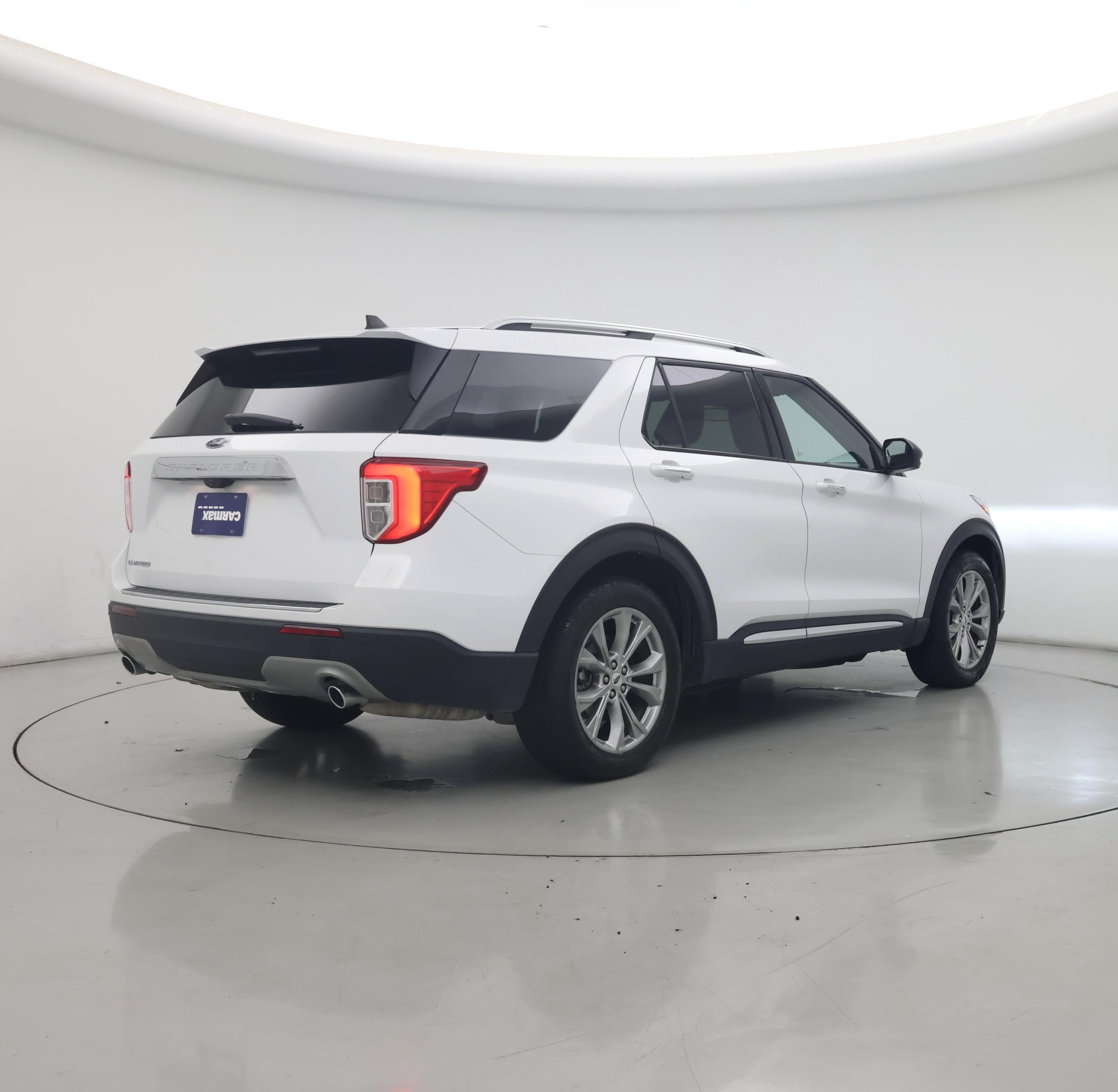 Thumbnail: 2023 Ford Explorer - 8