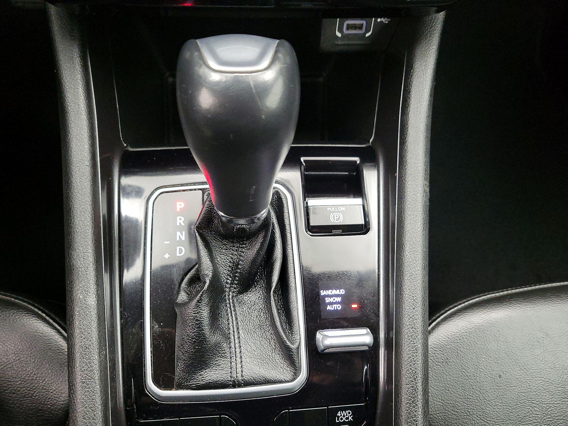 Thumbnail: 2023 Jeep Compass - 17