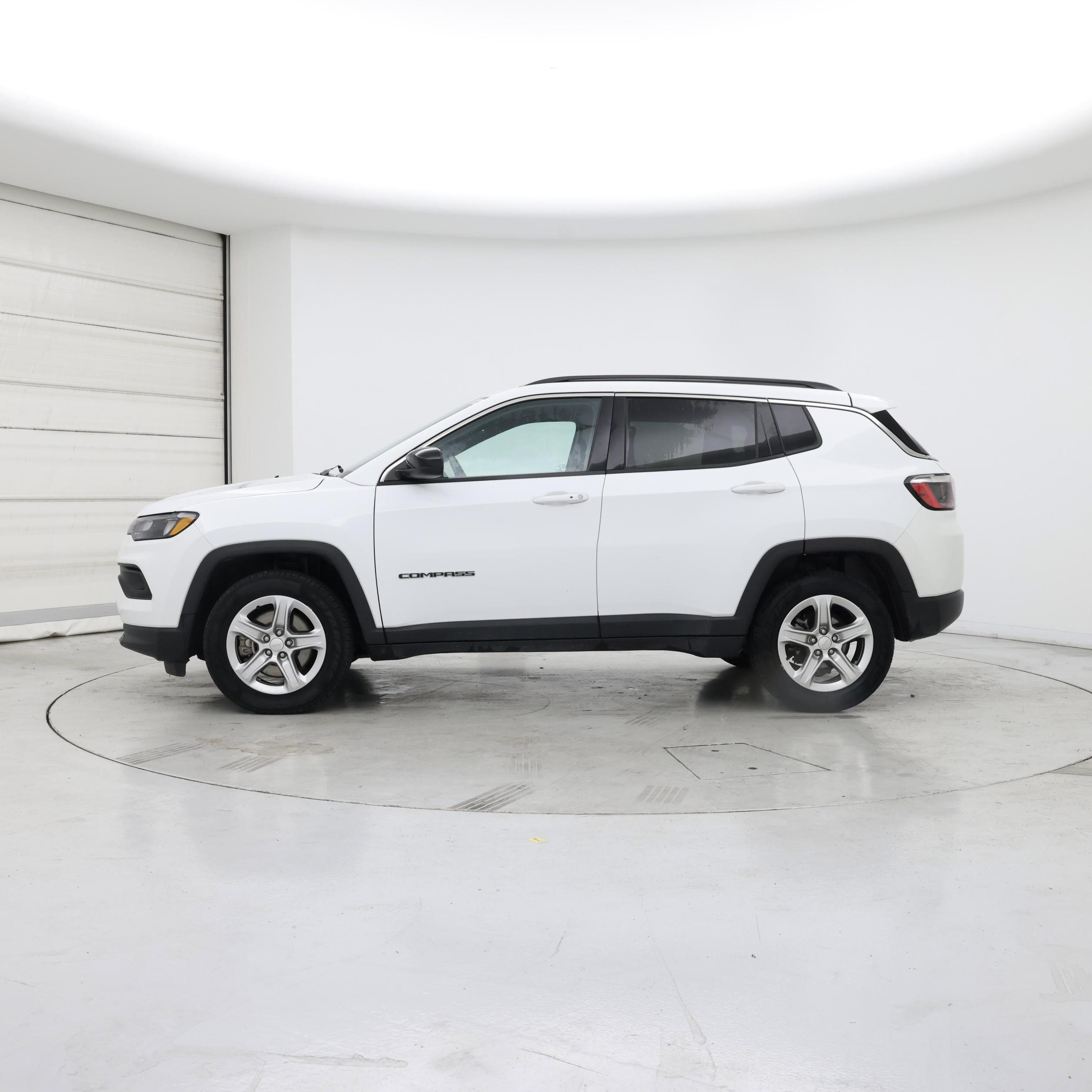 Thumbnail: 2023 Jeep Compass - 3