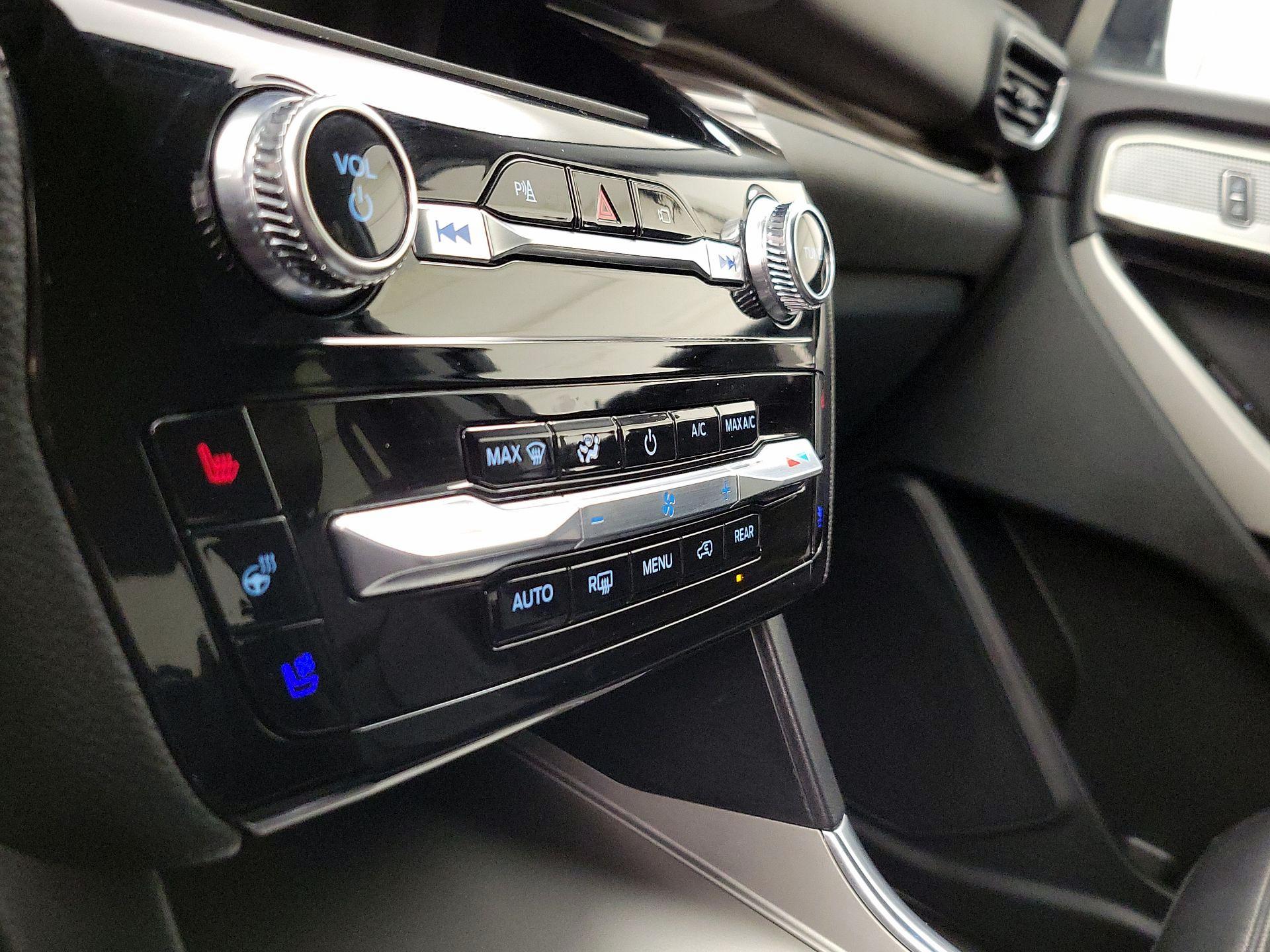 Thumbnail: 2023 Ford Explorer - 17