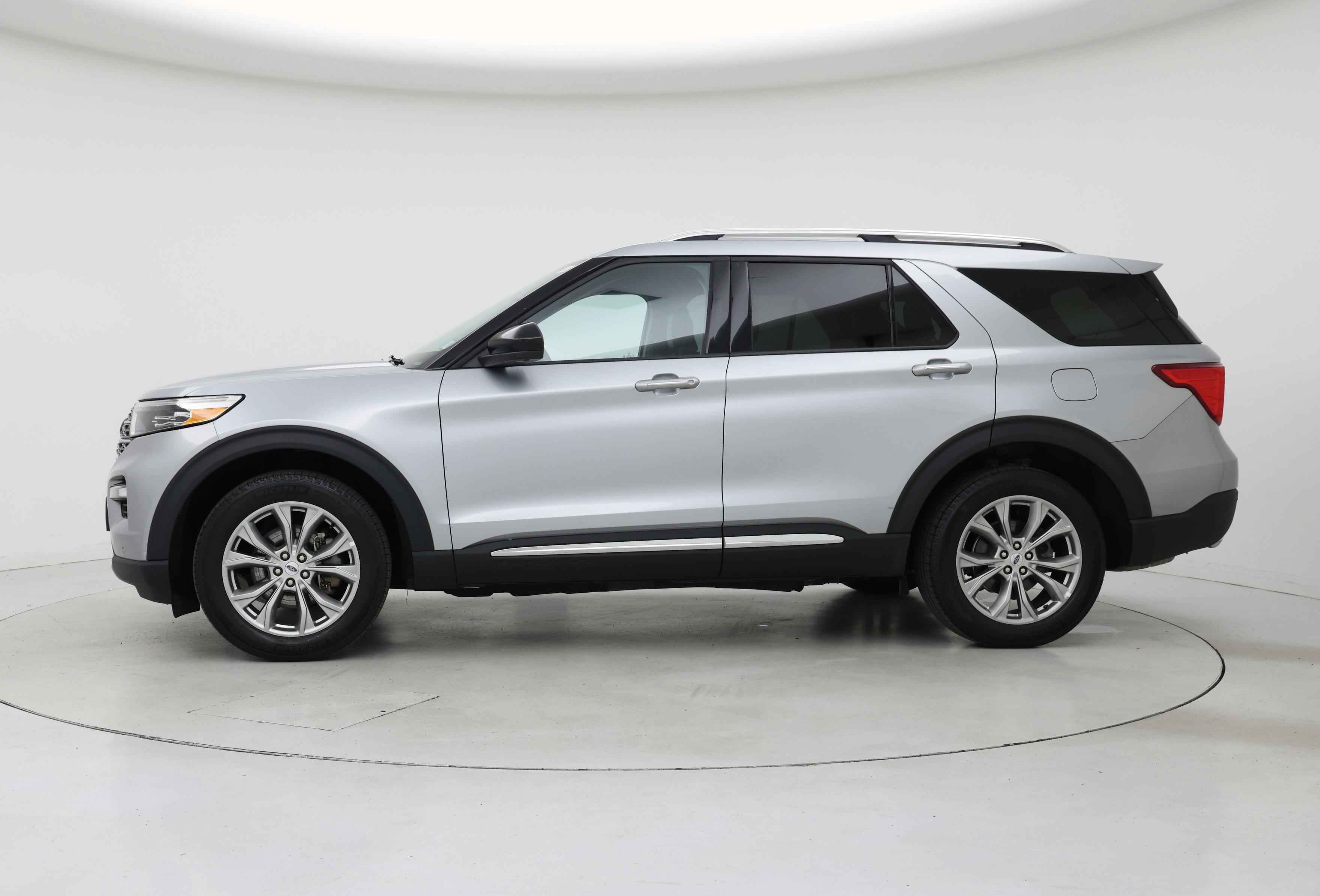 Thumbnail: 2023 Ford Explorer - 3