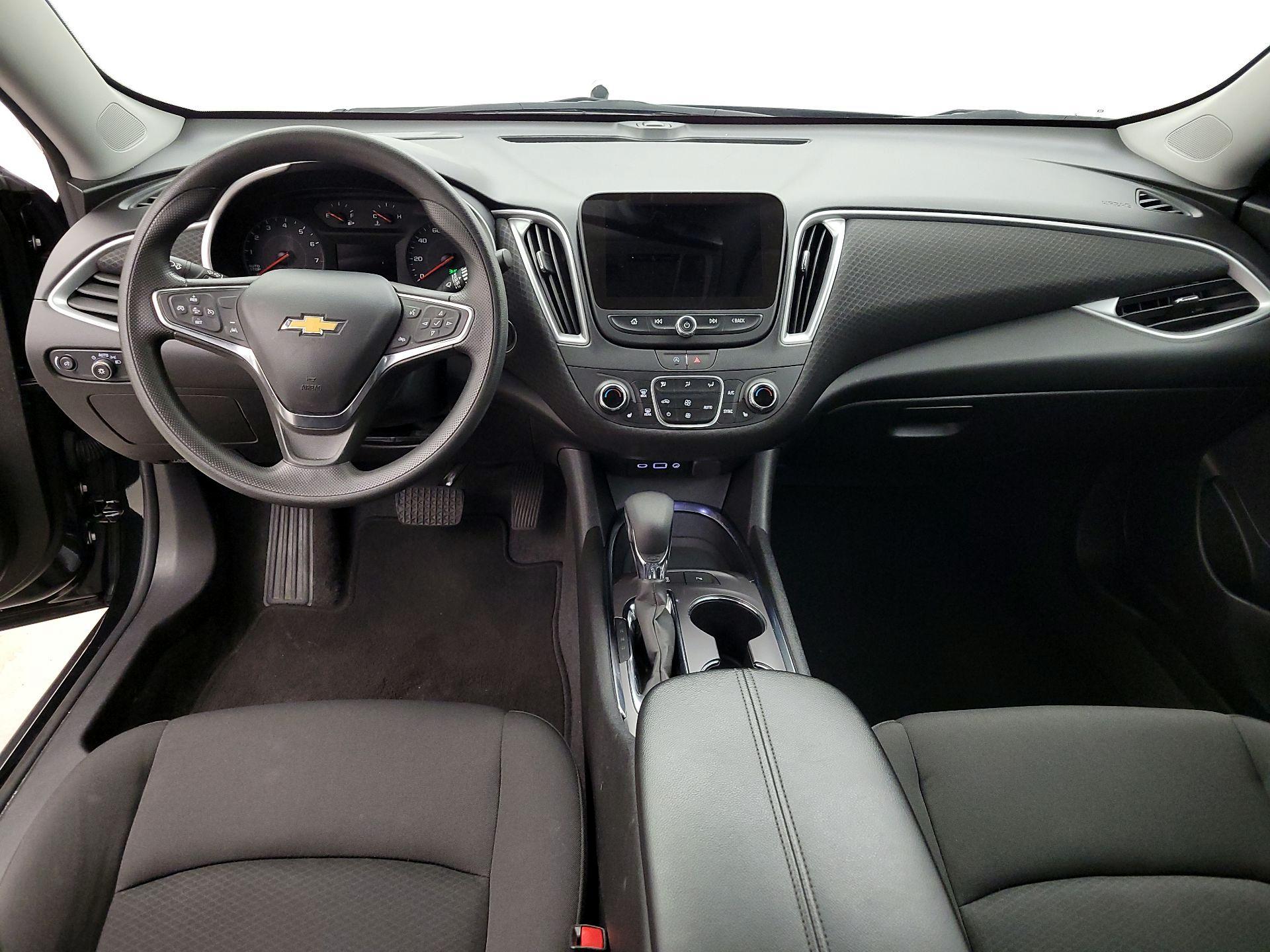 Thumbnail: 2024 Chevrolet Malibu - 9