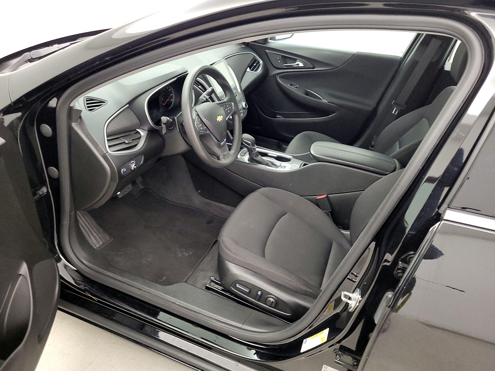 Thumbnail: 2024 Chevrolet Malibu - 11