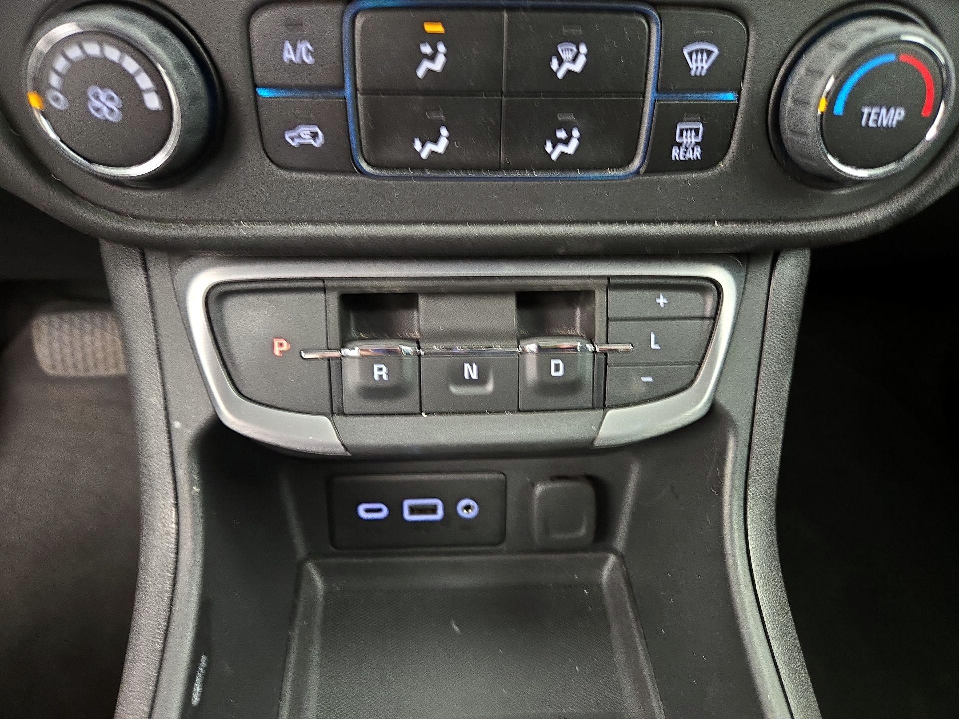 Thumbnail: 2024 GMC Terrain - 17