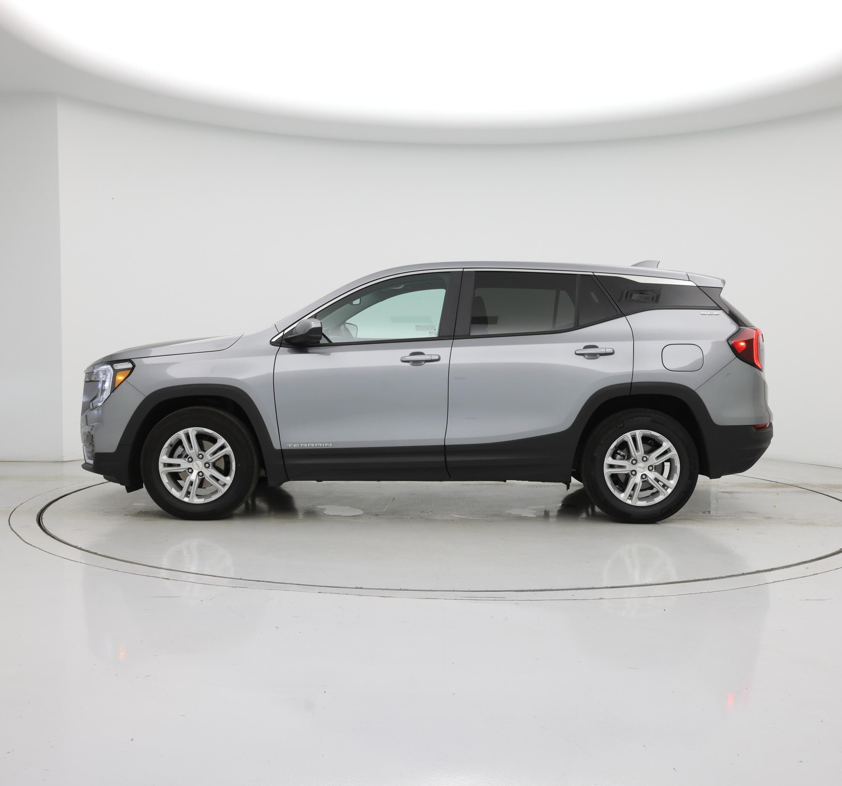 Thumbnail: 2024 GMC Terrain - 3