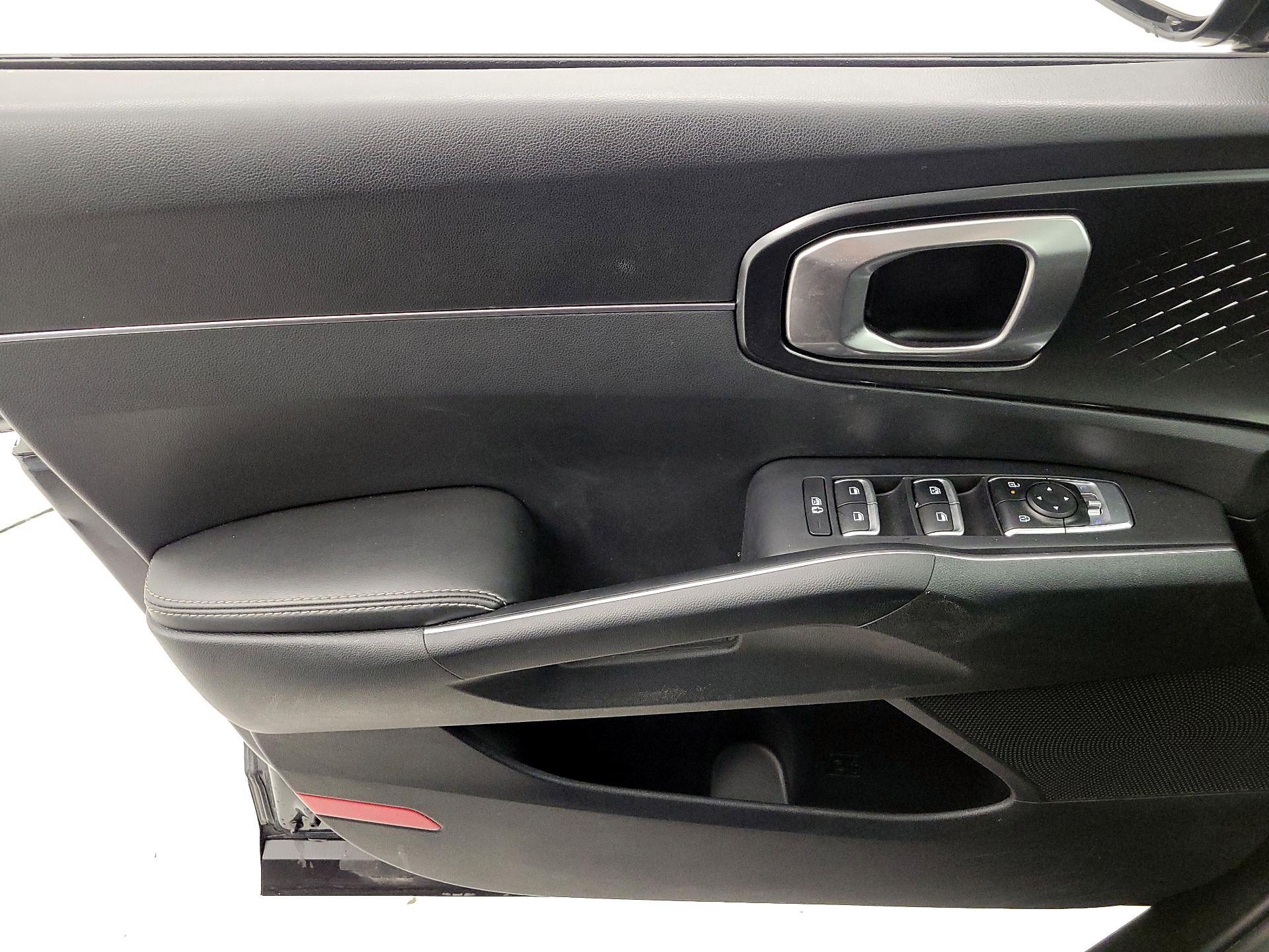 Thumbnail: 2024 Kia Sorento - 12