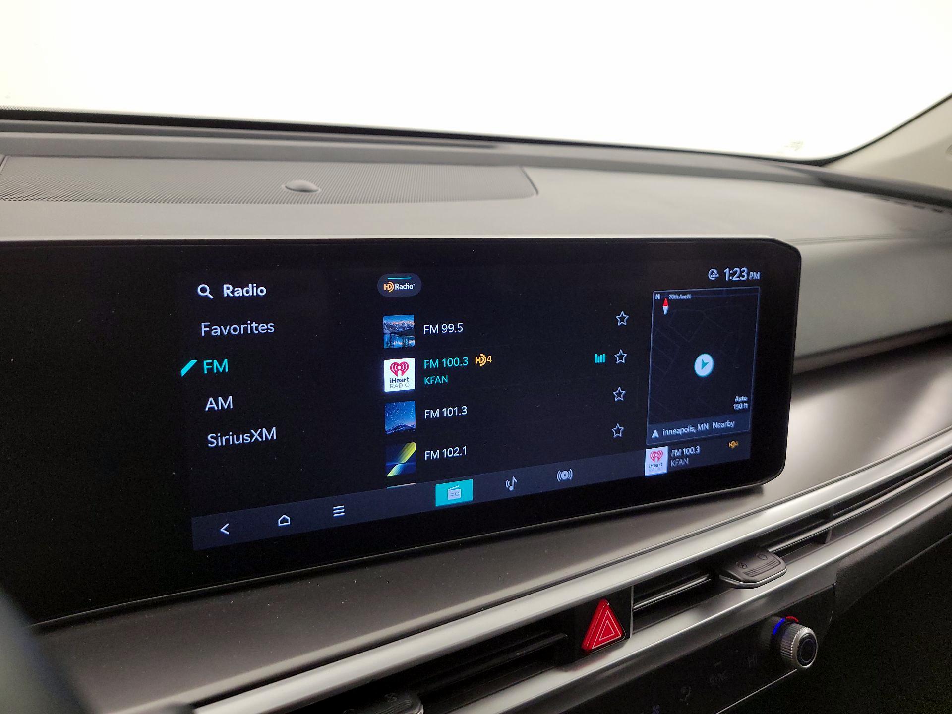 Thumbnail: 2024 Kia Sorento - 16