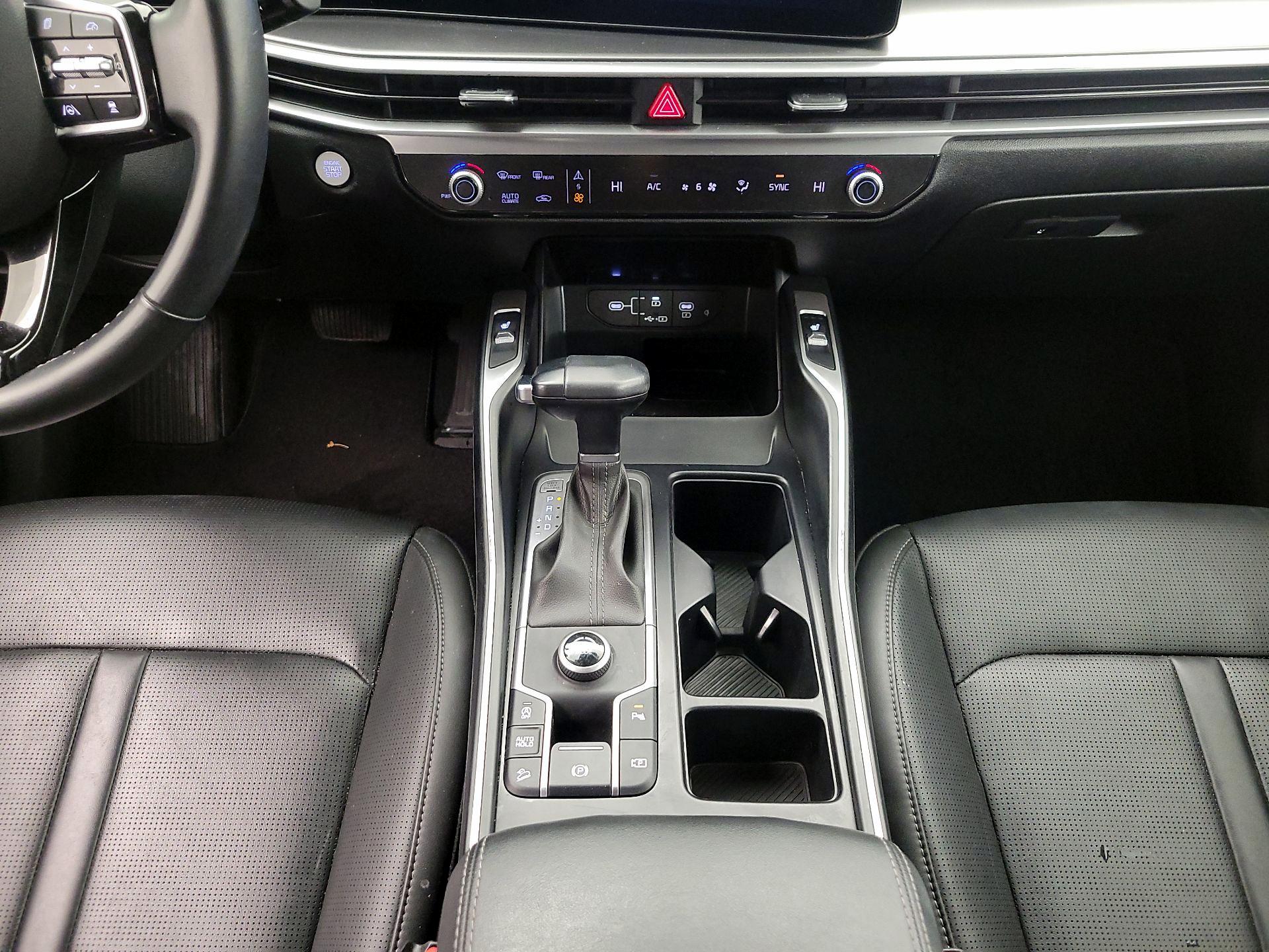 Thumbnail: 2024 Kia Sorento - 18