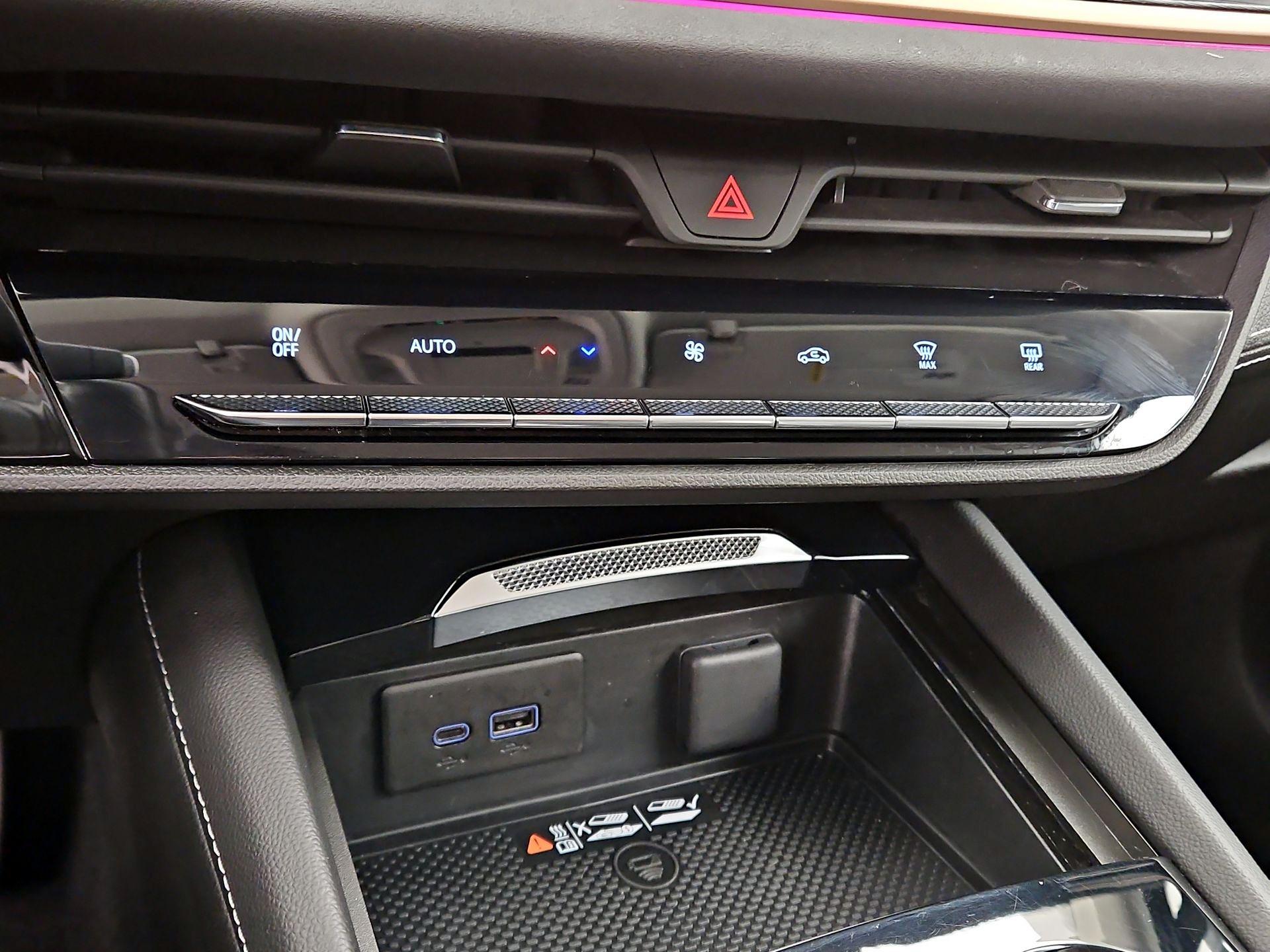 Thumbnail: 2024 Buick Envision - 17