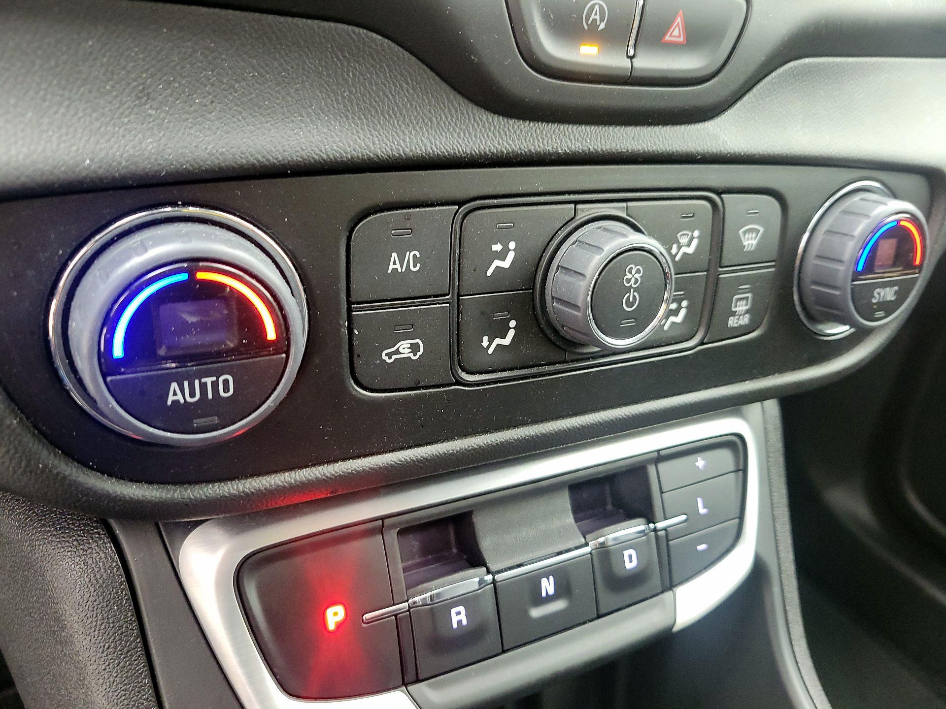 Thumbnail: 2024 GMC Terrain - 16