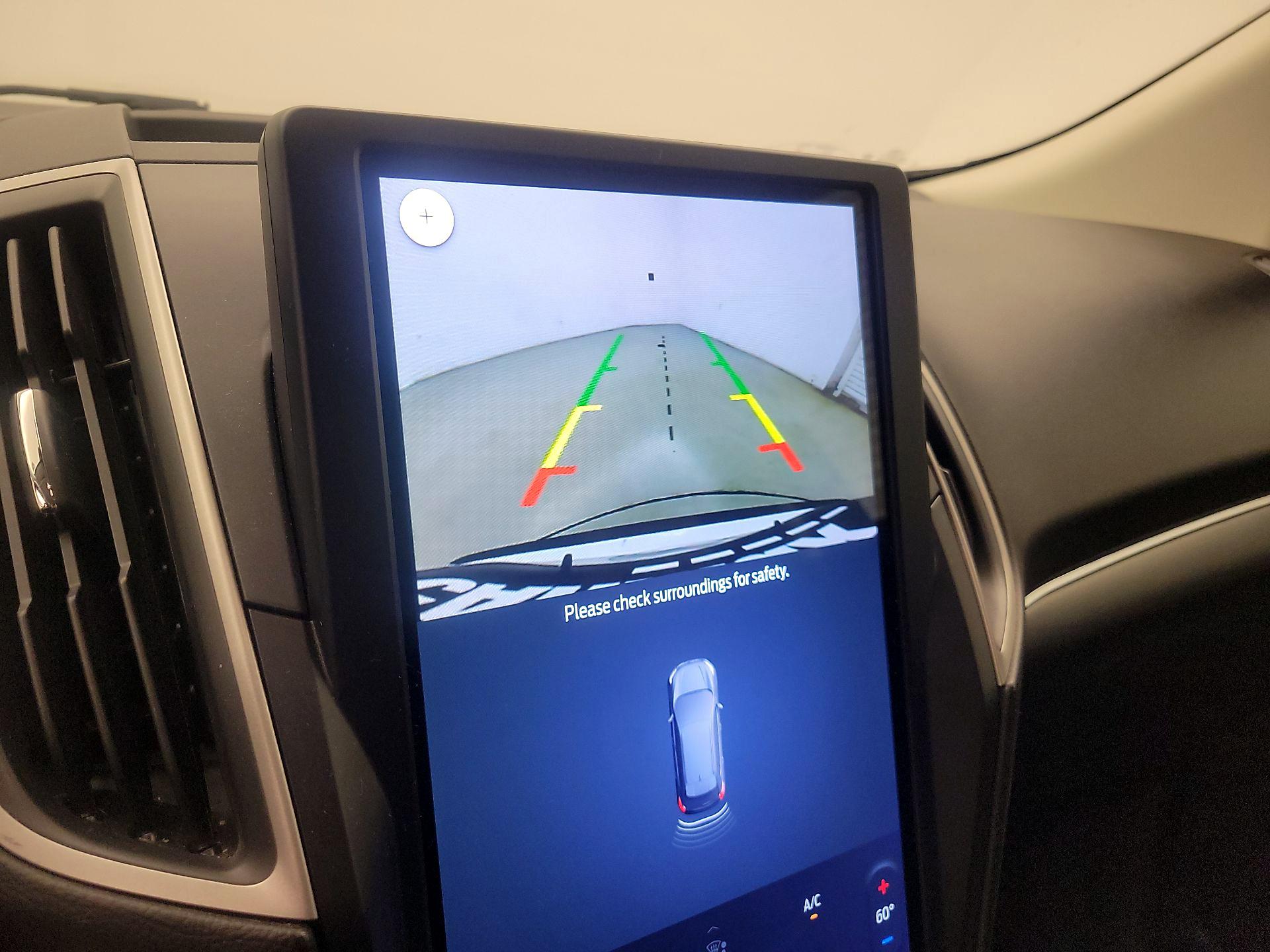 Thumbnail: 2022 Ford Edge - 14