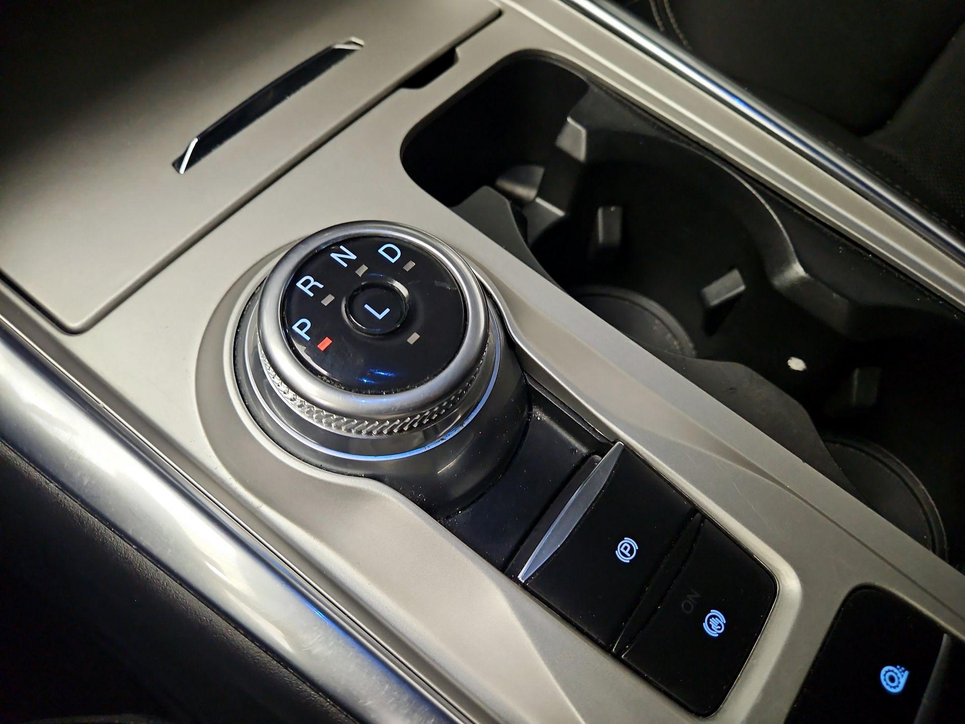 Thumbnail: 2023 Ford Explorer - 18