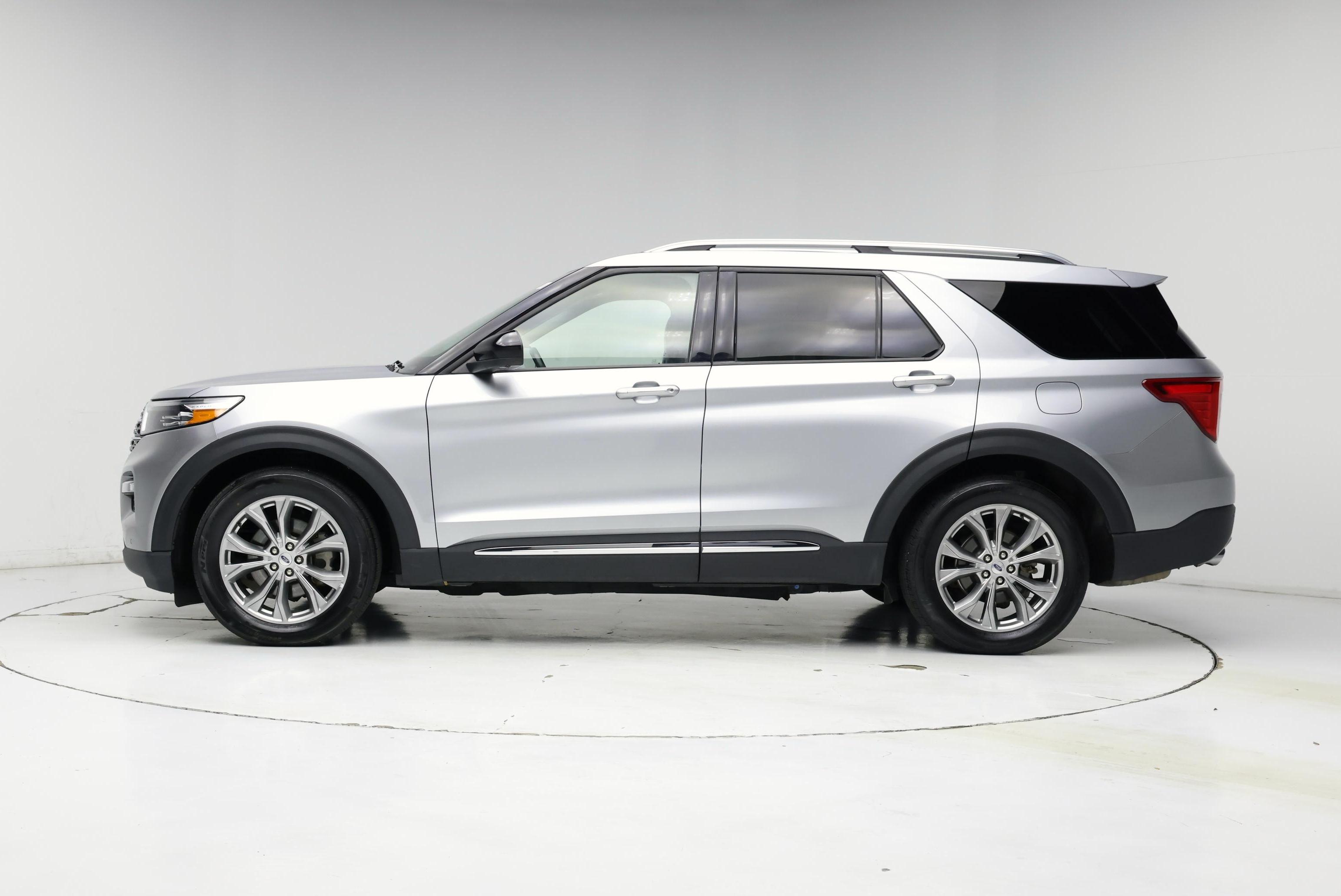 Thumbnail: 2023 Ford Explorer - 3