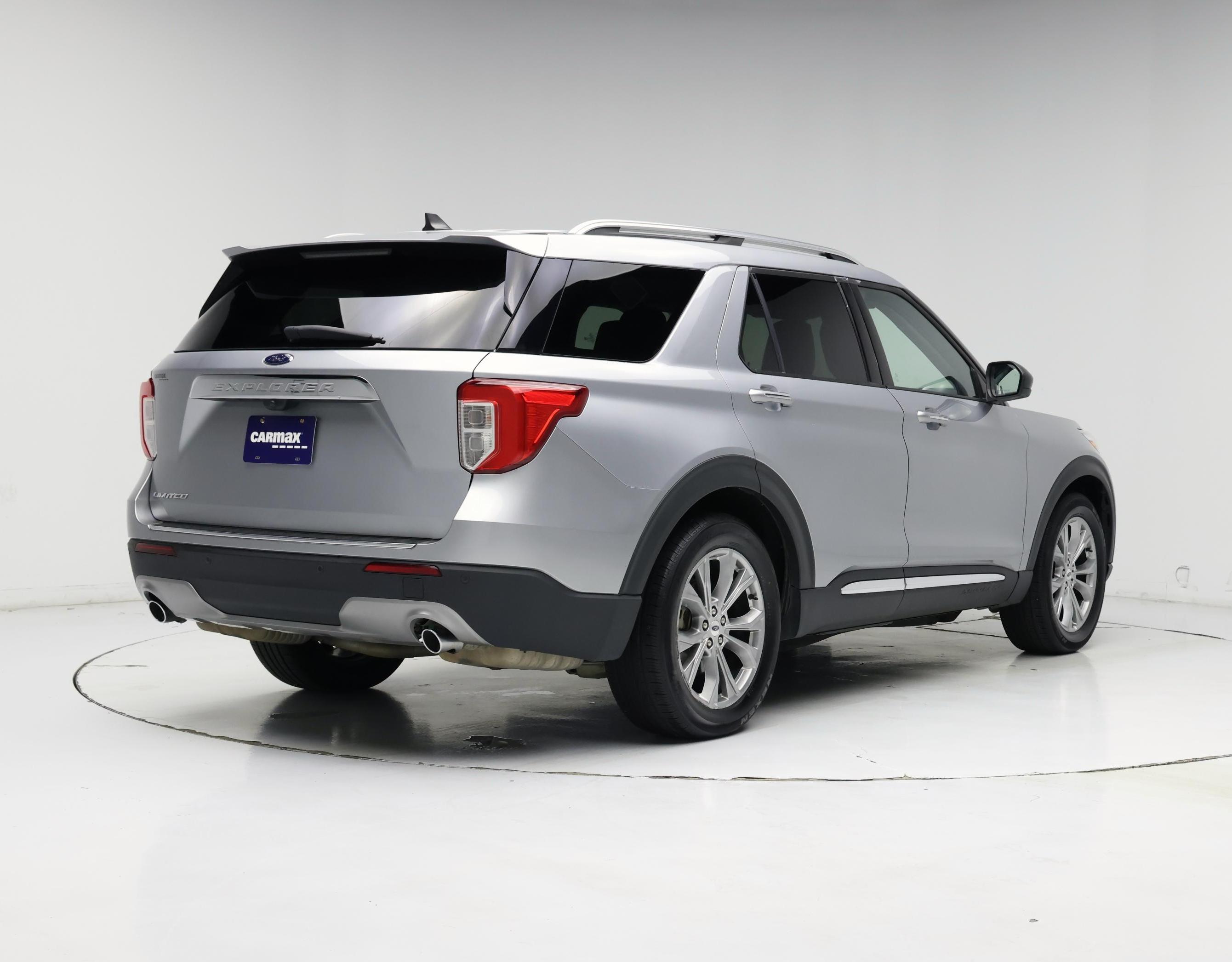 Thumbnail: 2023 Ford Explorer - 8