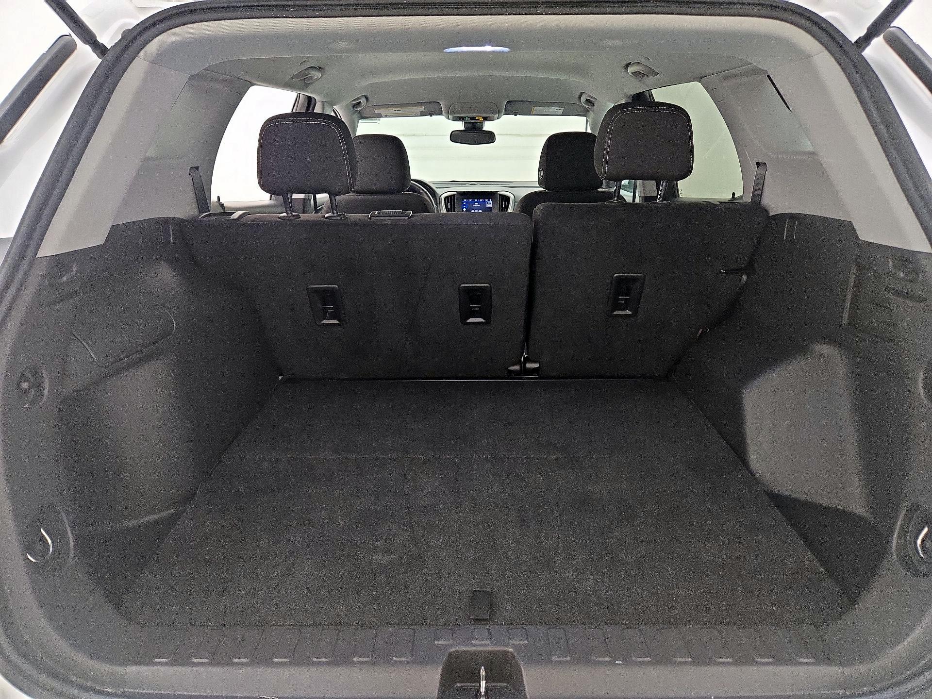 Thumbnail: 2024 GMC Terrain - 20