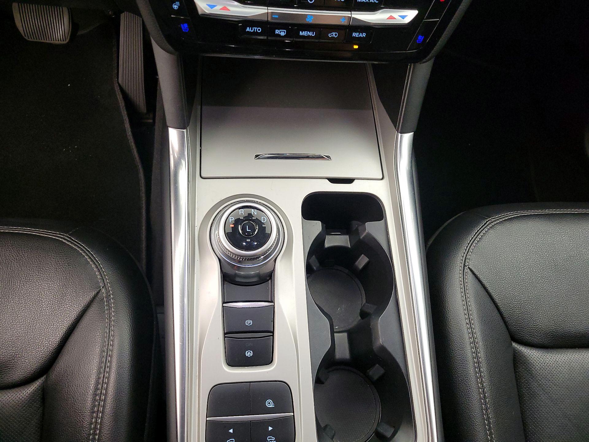 Thumbnail: 2023 Ford Explorer - 17