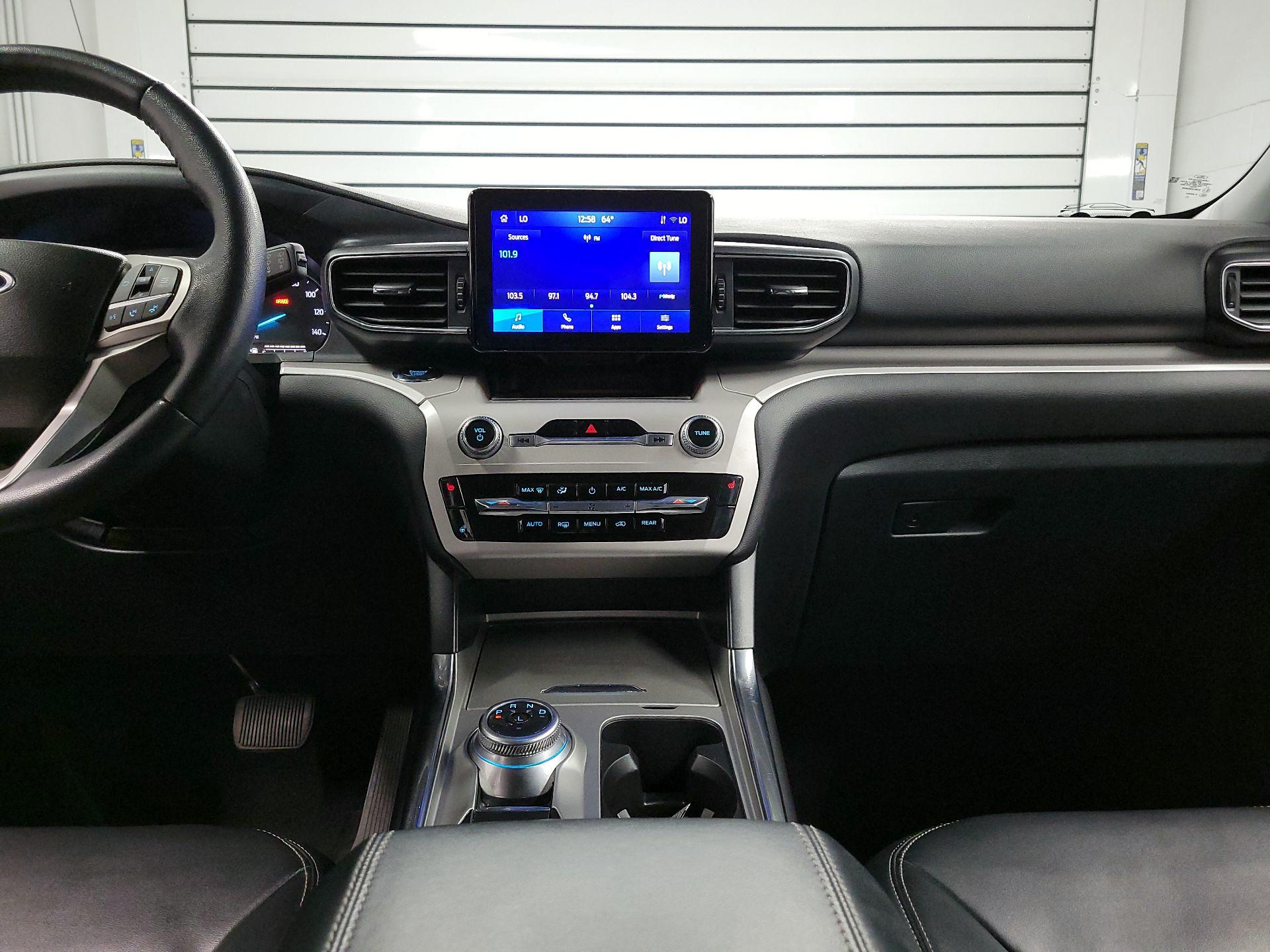 Thumbnail: 2023 Ford Explorer - 9