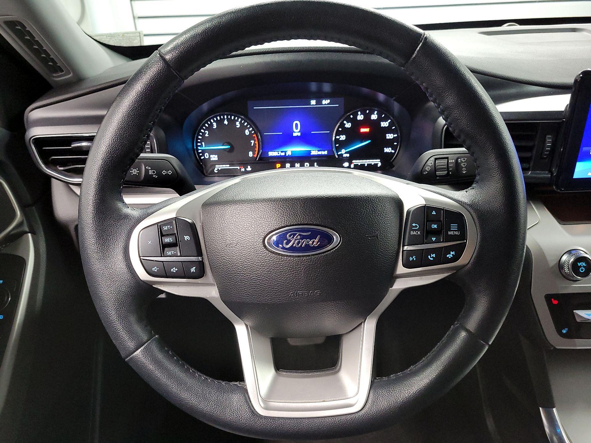 Thumbnail: 2023 Ford Explorer - 10