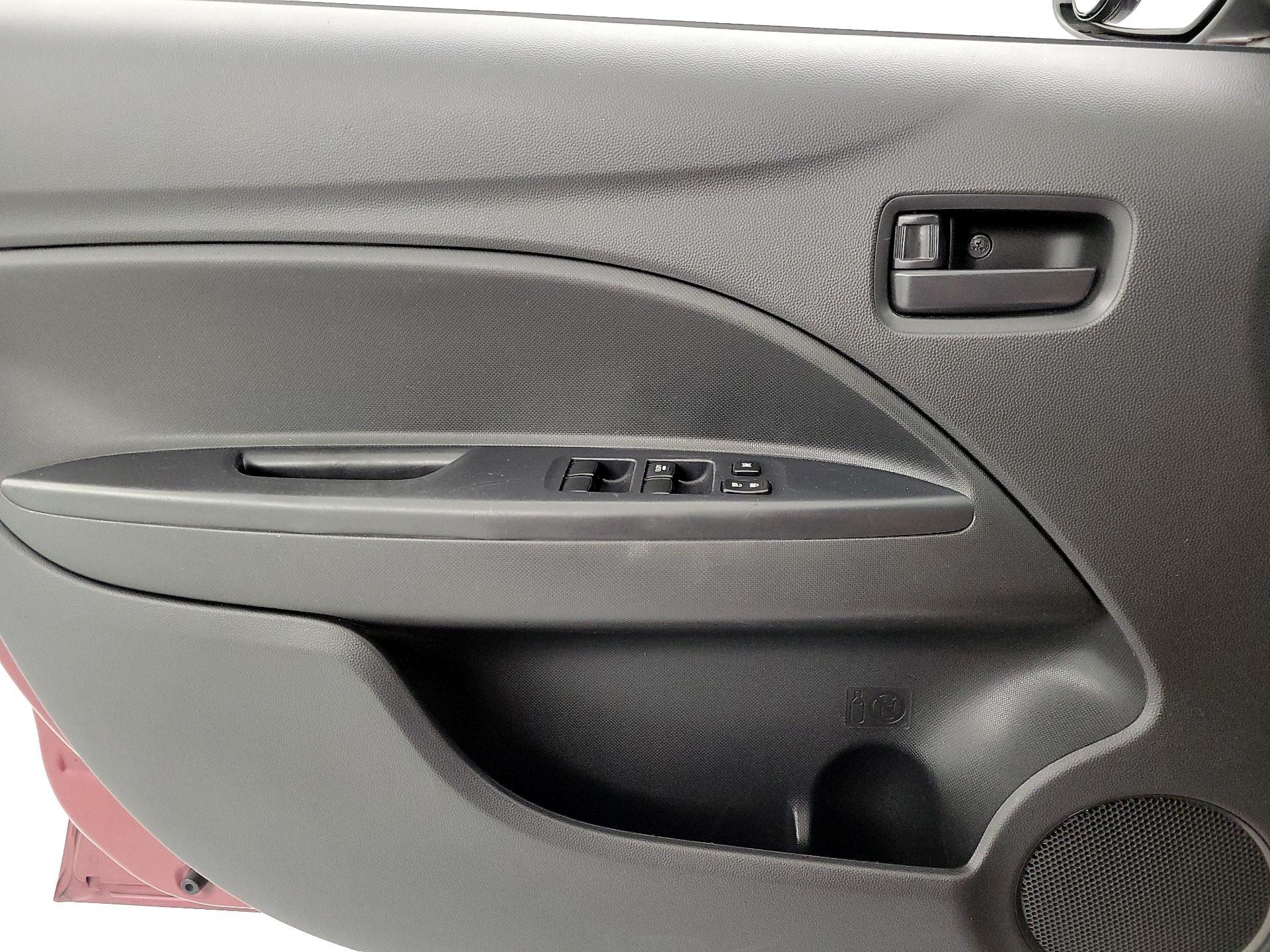 Thumbnail: 2019 Mitsubishi Mirage G4 - 12