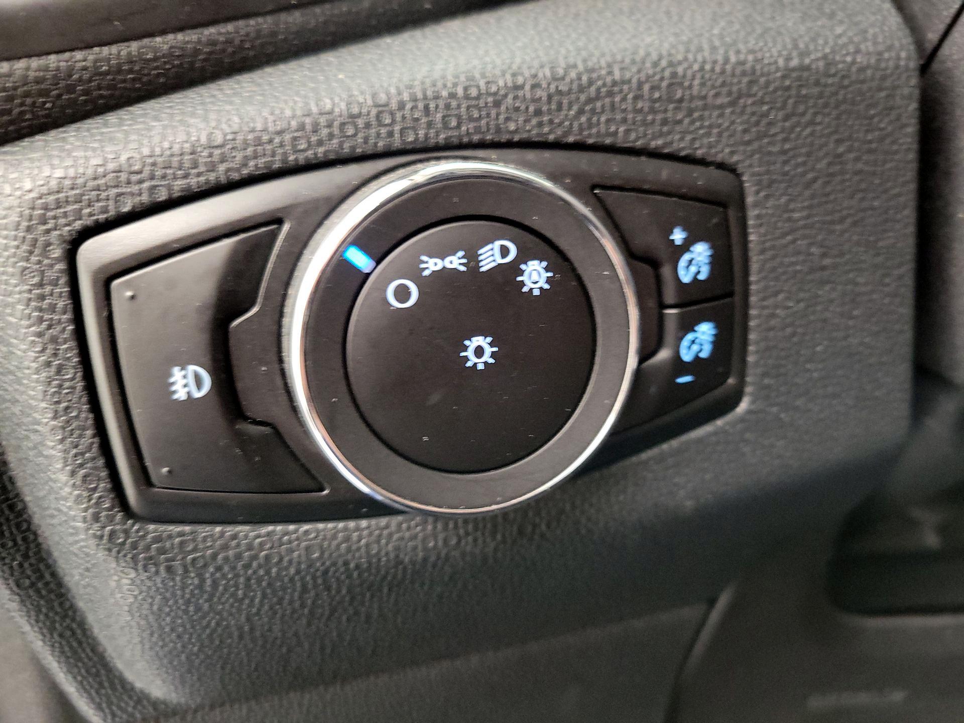 Thumbnail: 2019 Ford EcoSport - 13