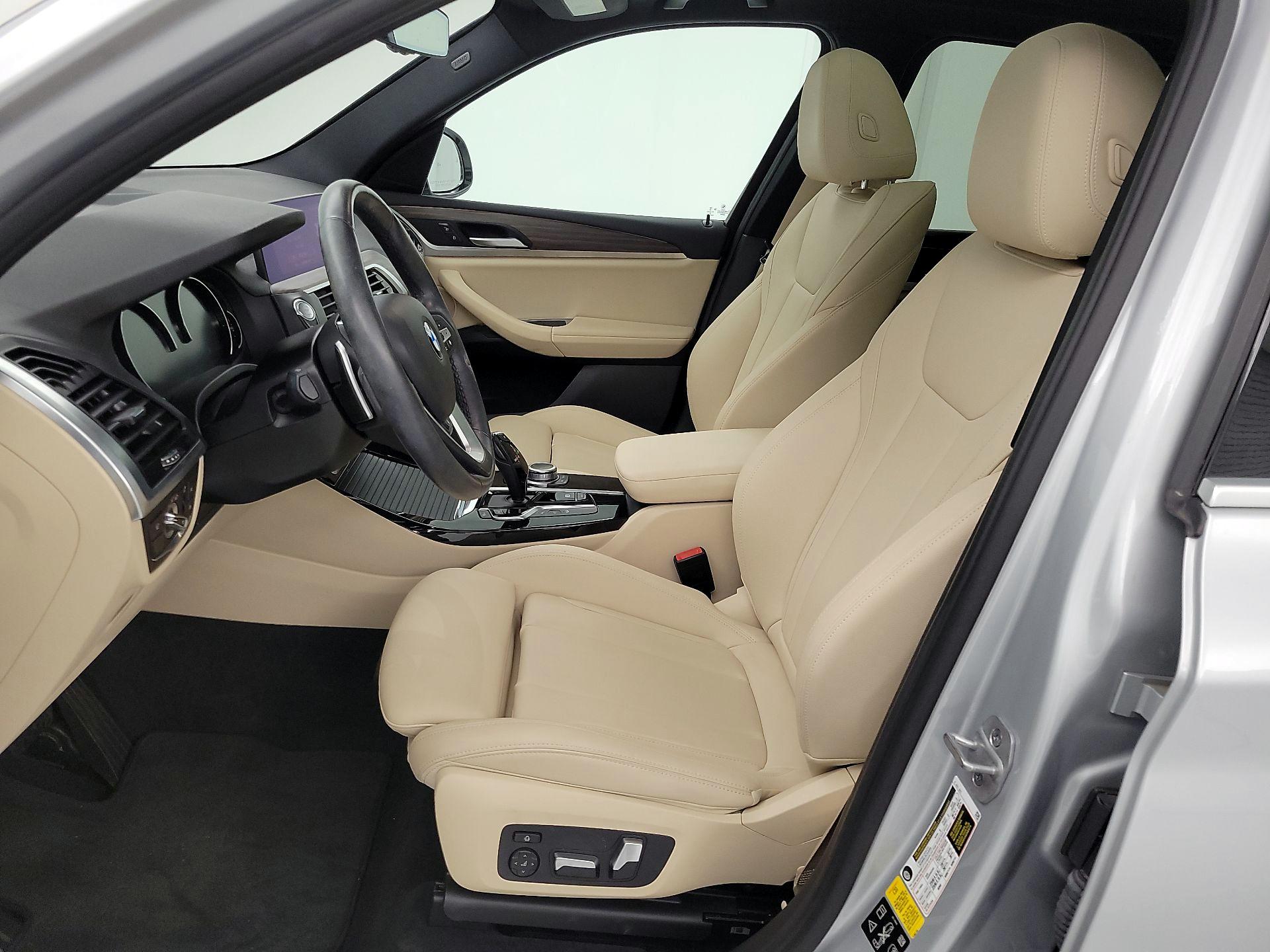 Thumbnail: 2021 BMW X3 - 11