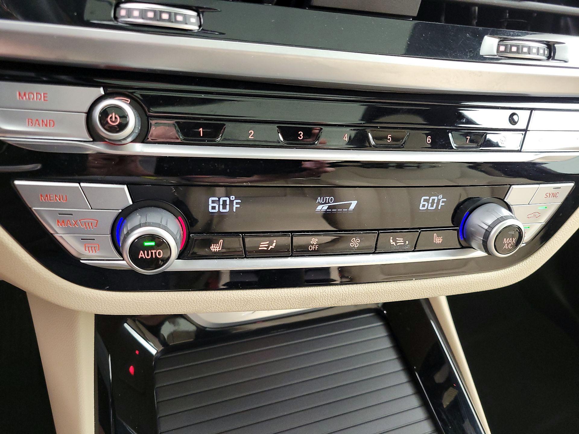 Thumbnail: 2021 BMW X3 - 17