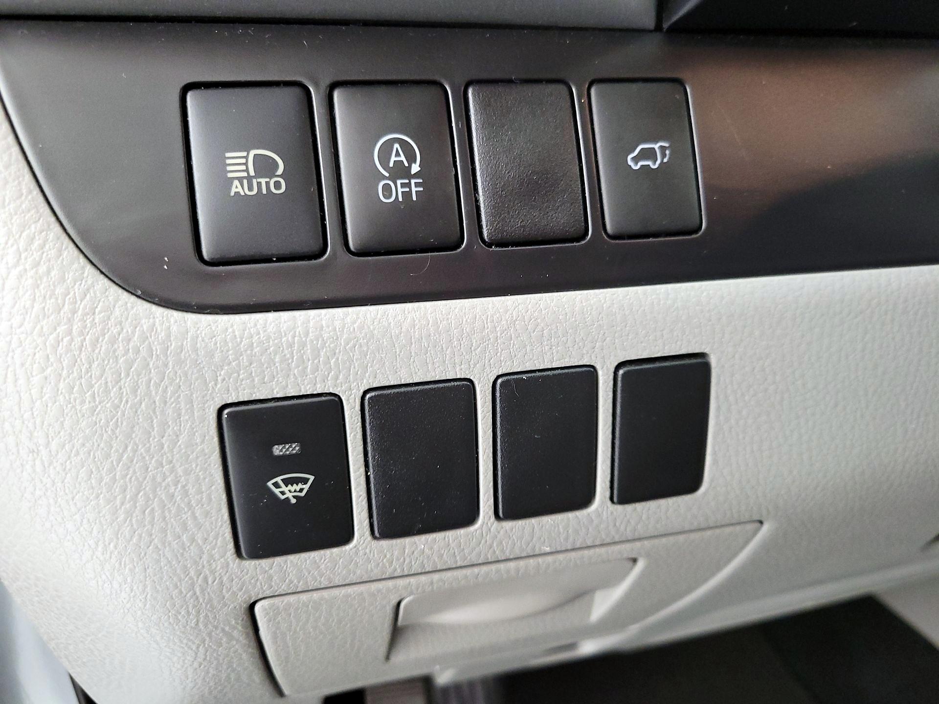 Thumbnail: 2019 Toyota Highlander - 13