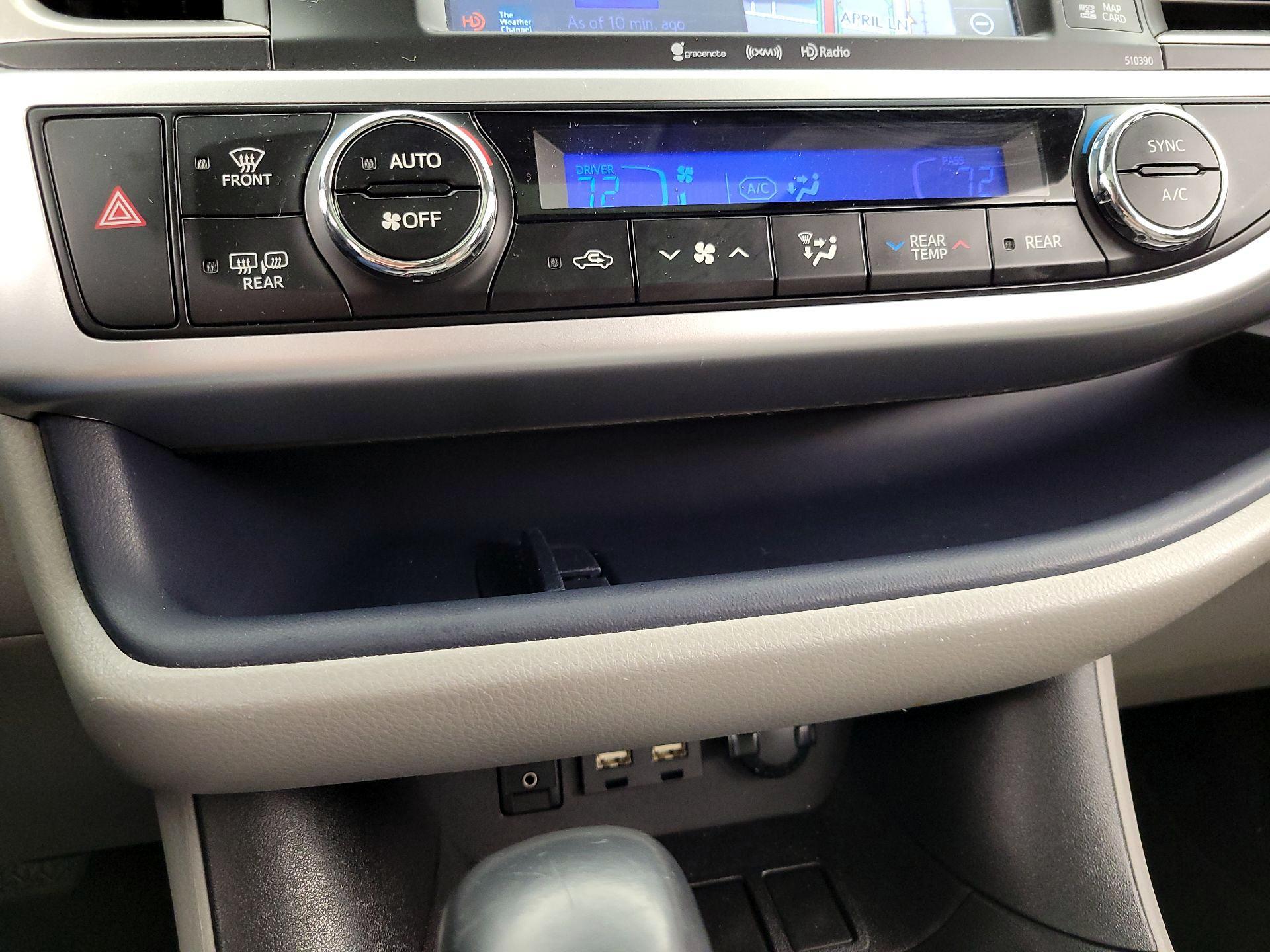 Thumbnail: 2019 Toyota Highlander - 17