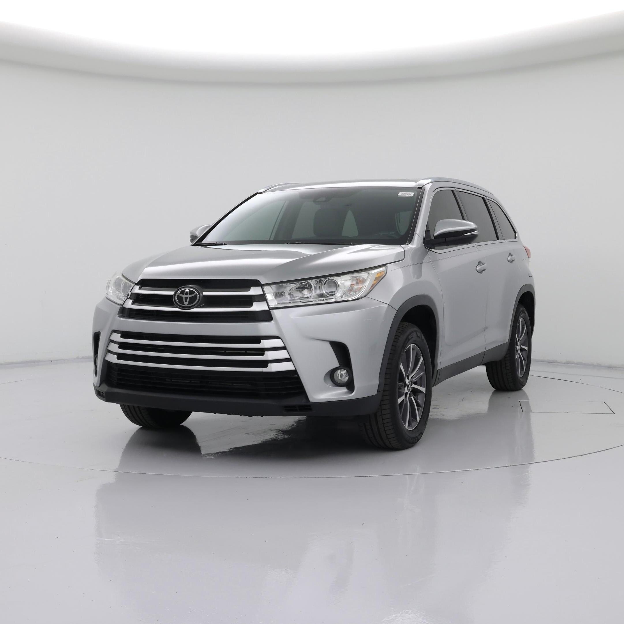 Thumbnail: 2019 Toyota Highlander - 4