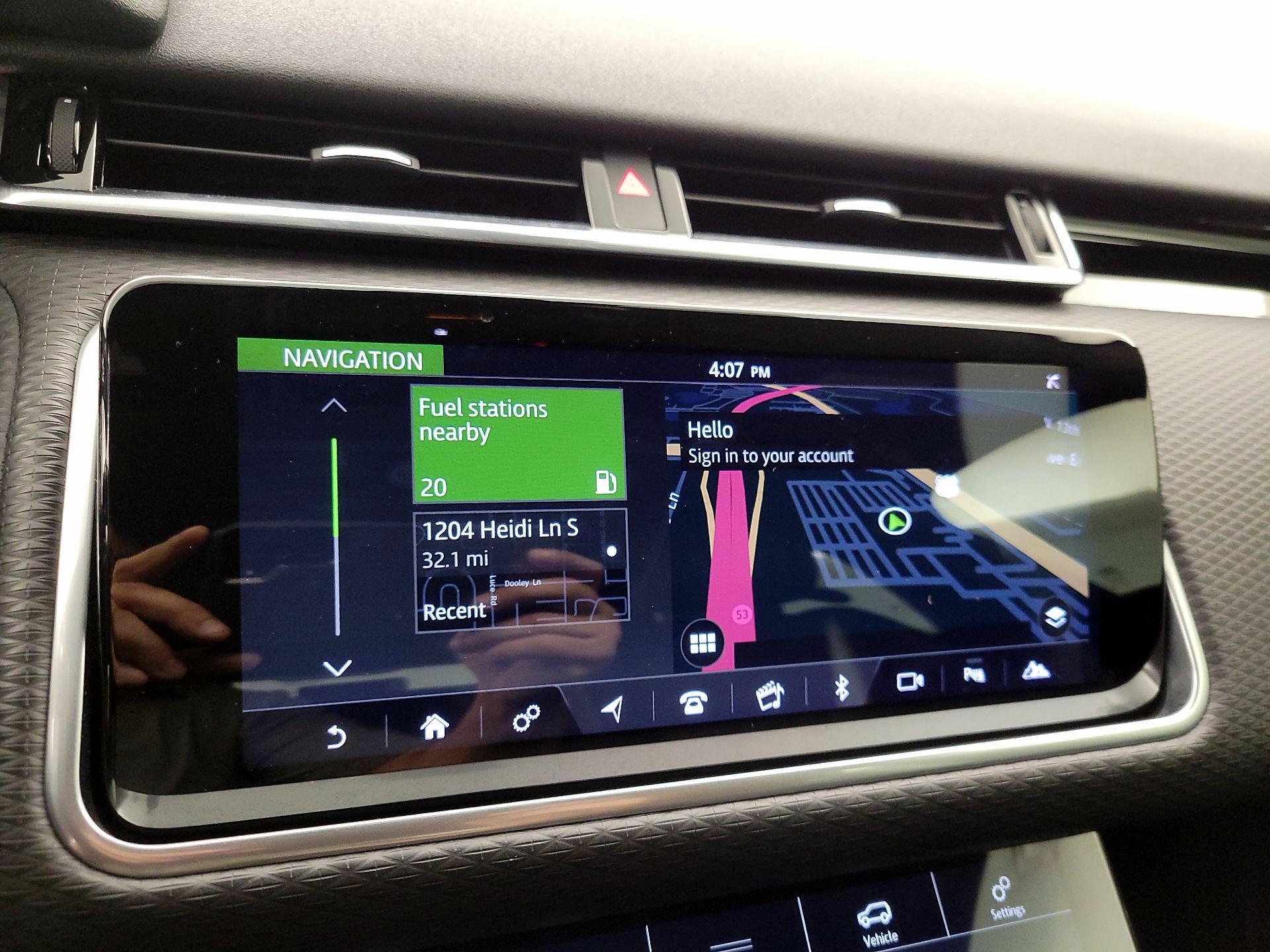 Thumbnail: 2020 Land Rover Range Rover Velar - 14