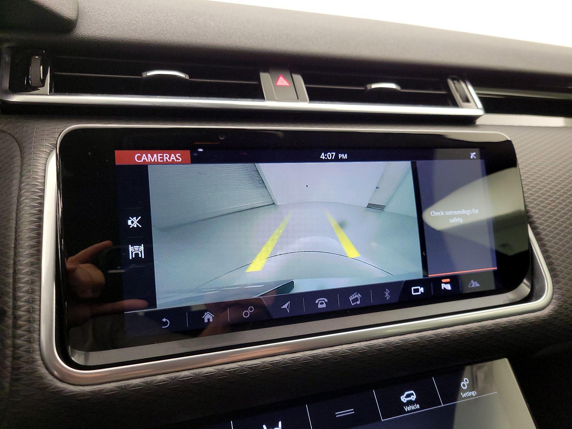 Thumbnail: 2020 Land Rover Range Rover Velar - 15