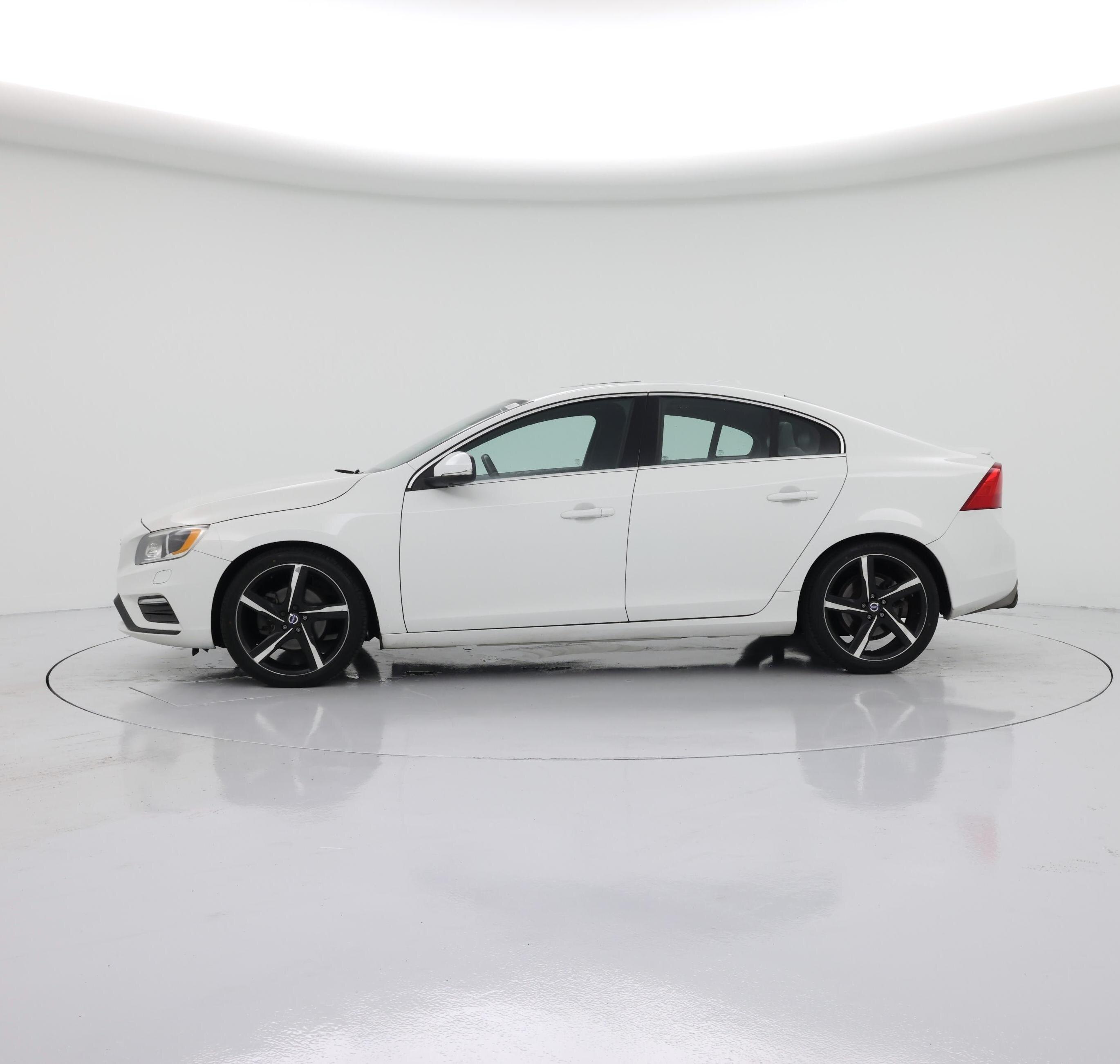 Thumbnail: 2016 Volvo S60 - 3