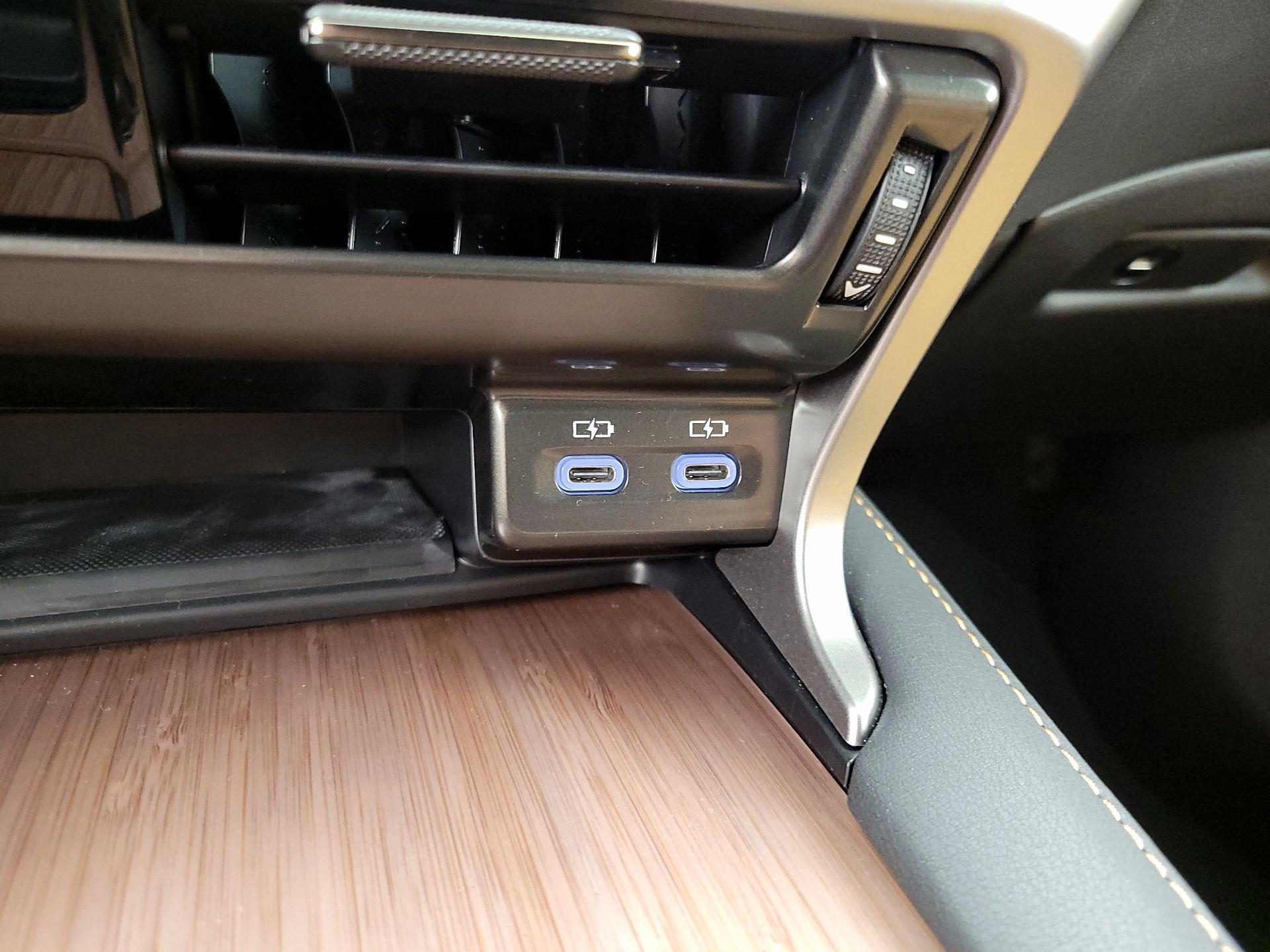 Thumbnail: 2024 Lexus RX - 18