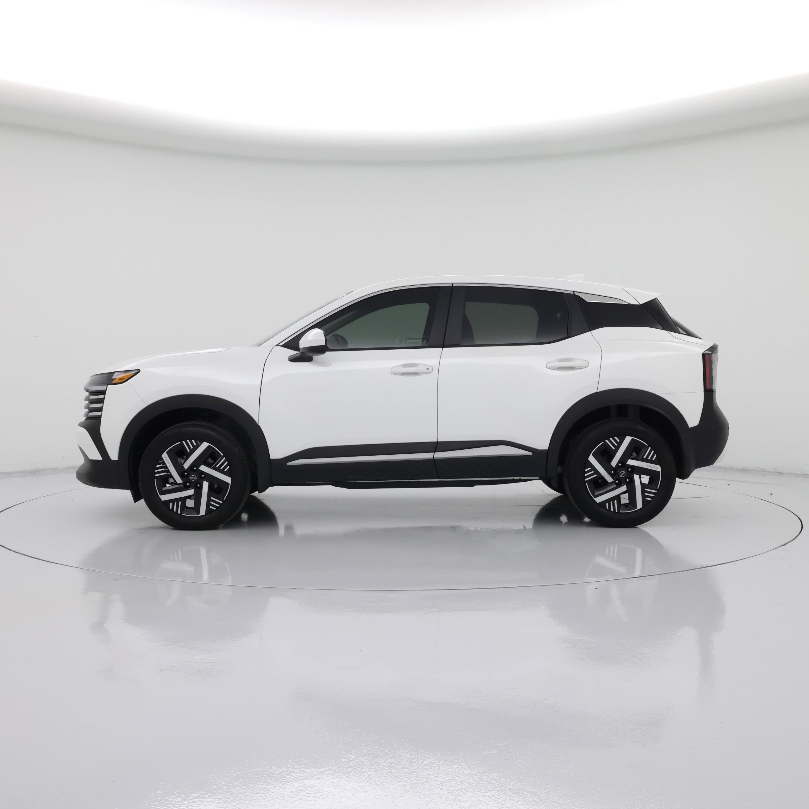 Thumbnail: 2025 Nissan Kicks - 3