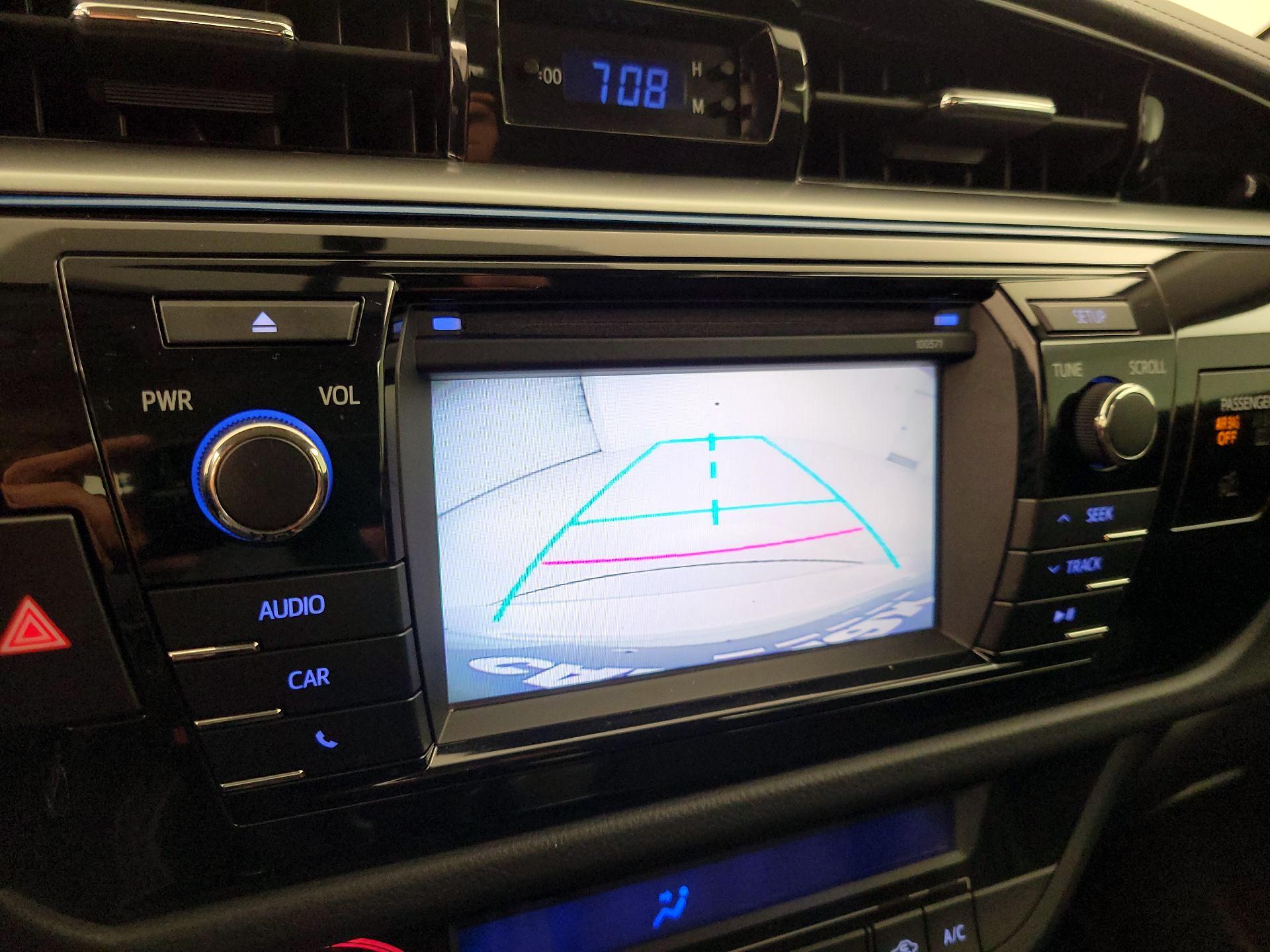 Thumbnail: 2016 Toyota Corolla - 14